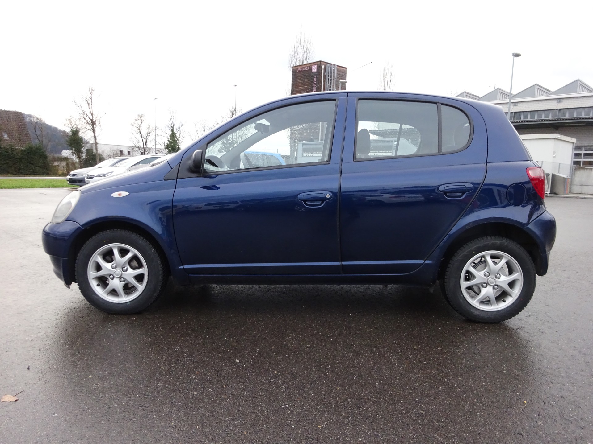 TOYOTA Yaris 1.3 Linea Sol - 10