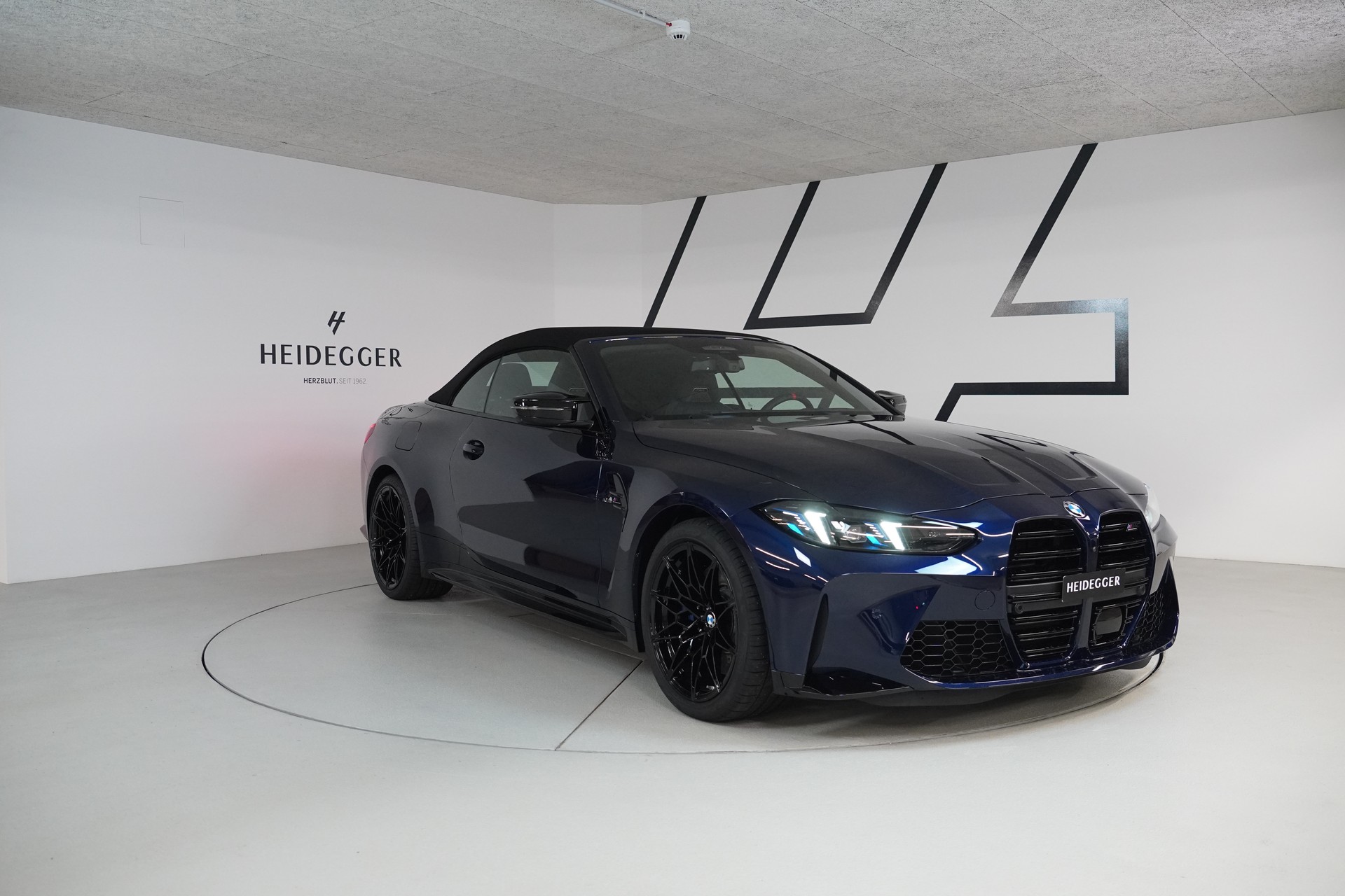 BMW M4 Cabrio Competition M xDrive - 3