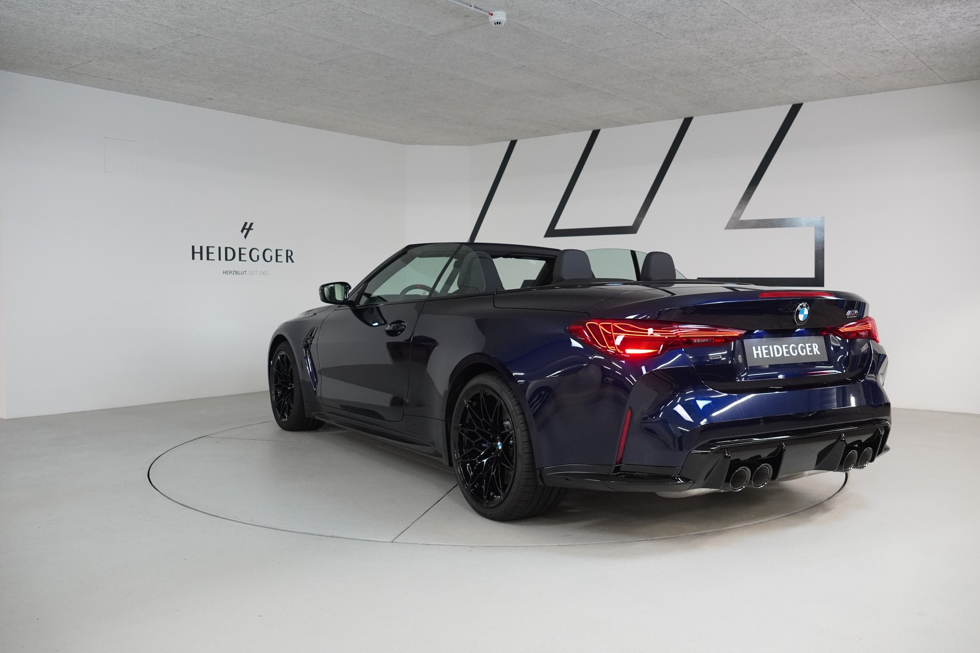 BMW M4 Cabrio Competition M xDrive - 13