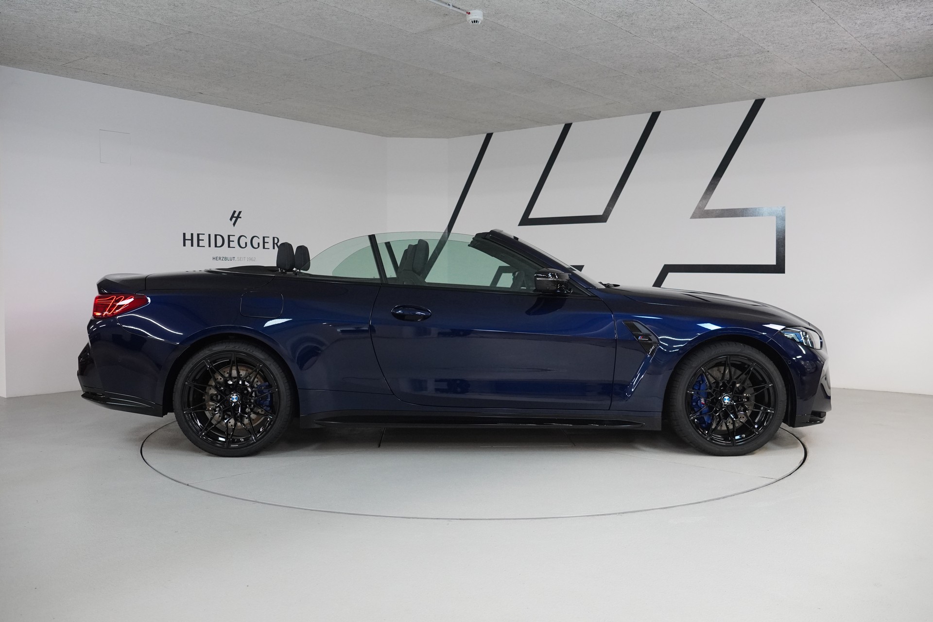 BMW M4 Cabrio Competition M xDrive - 16