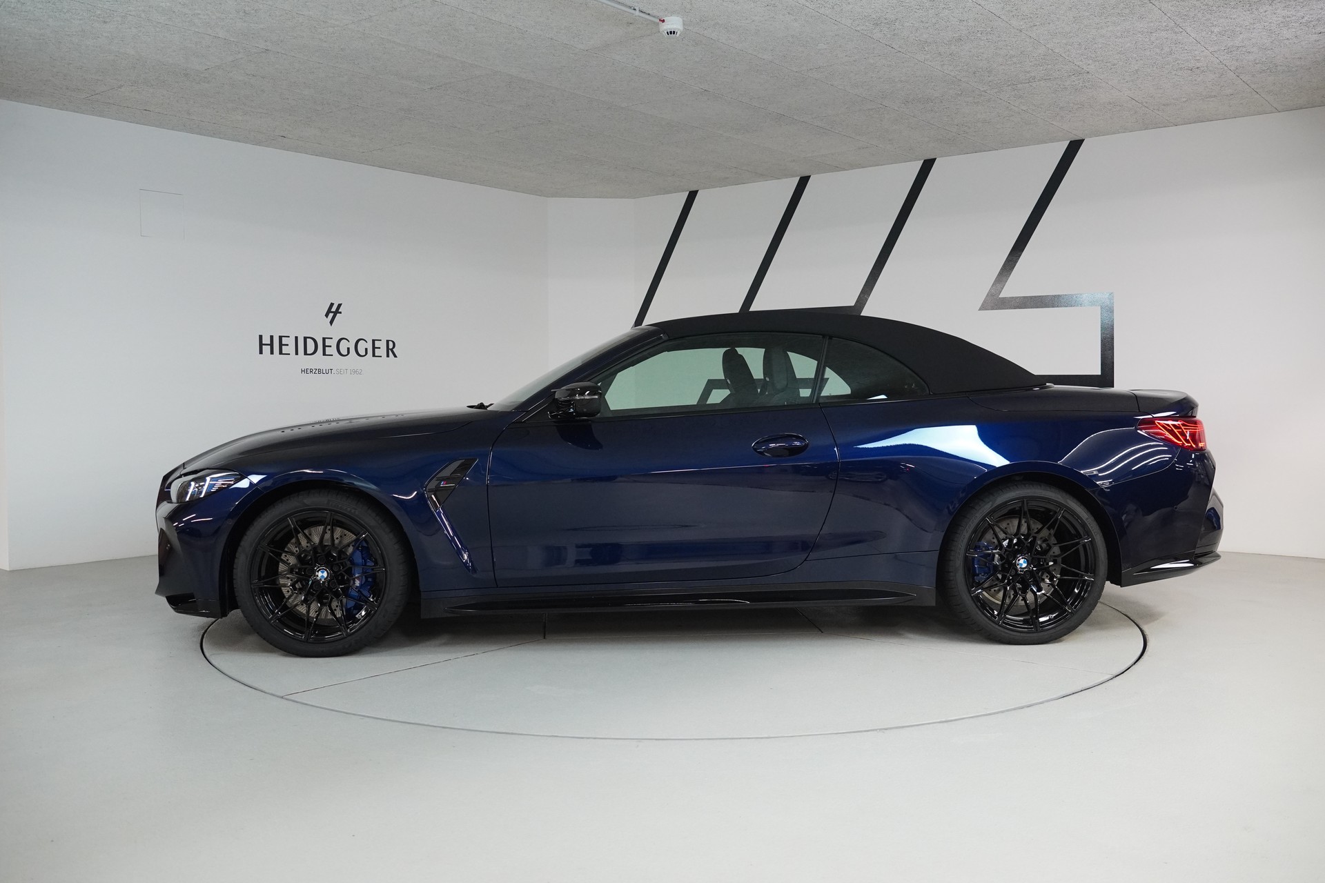 BMW M4 Cabrio Competition M xDrive - 4
