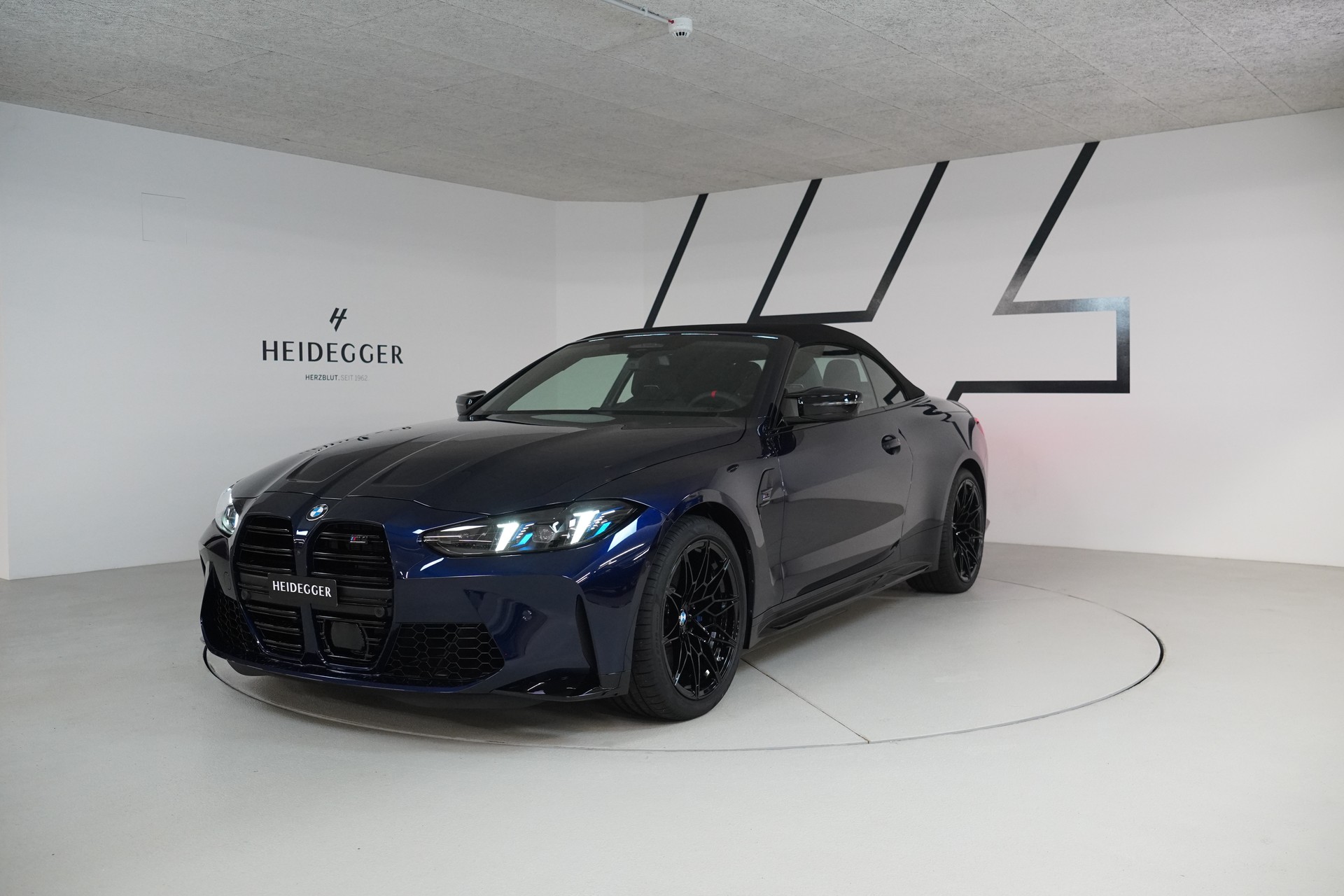 BMW M4 Cabrio Competition M xDrive