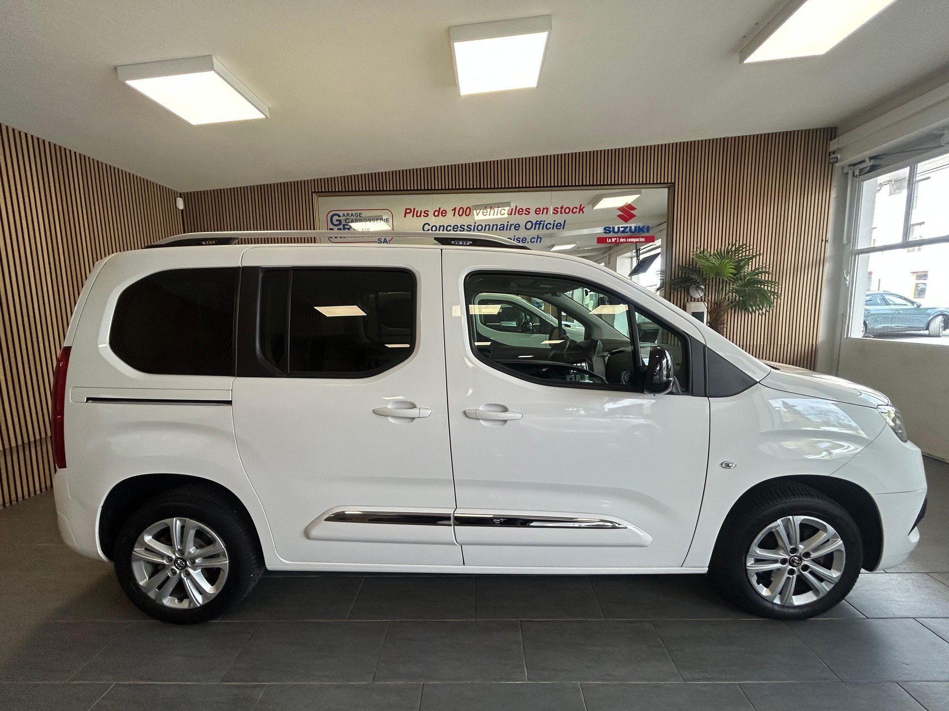 TOYOTA Proace City Verso L1 1.2 130 Trend