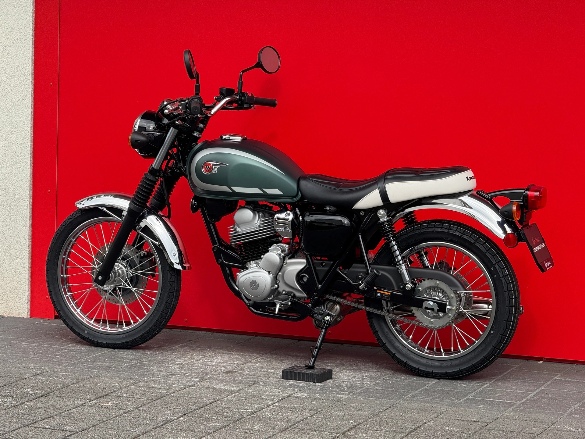 KAWASAKI W 230 - 15
