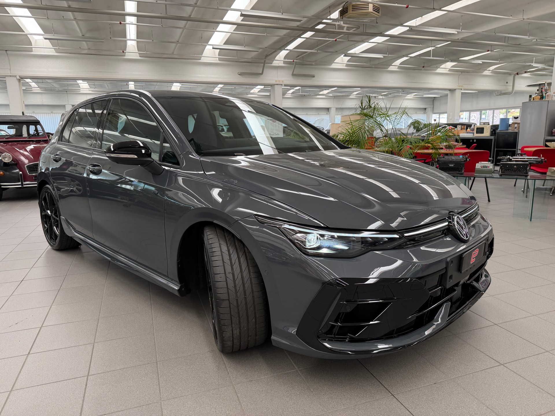 VW Golf 2.0 TSI R DSG 4 Motion - 2