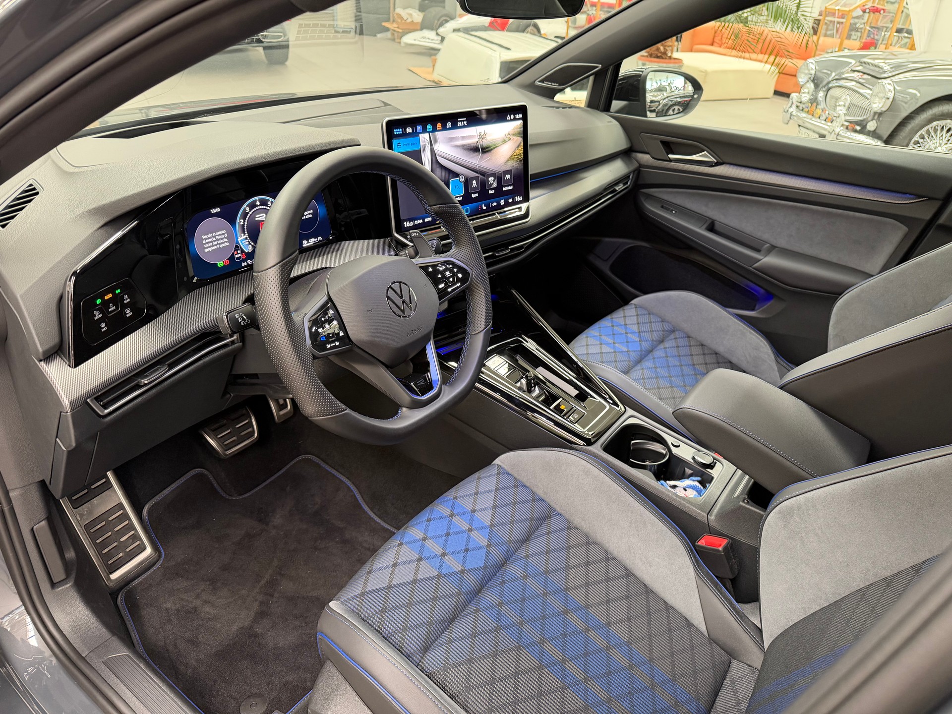 VW Golf 2.0 TSI R DSG 4 Motion - 8
