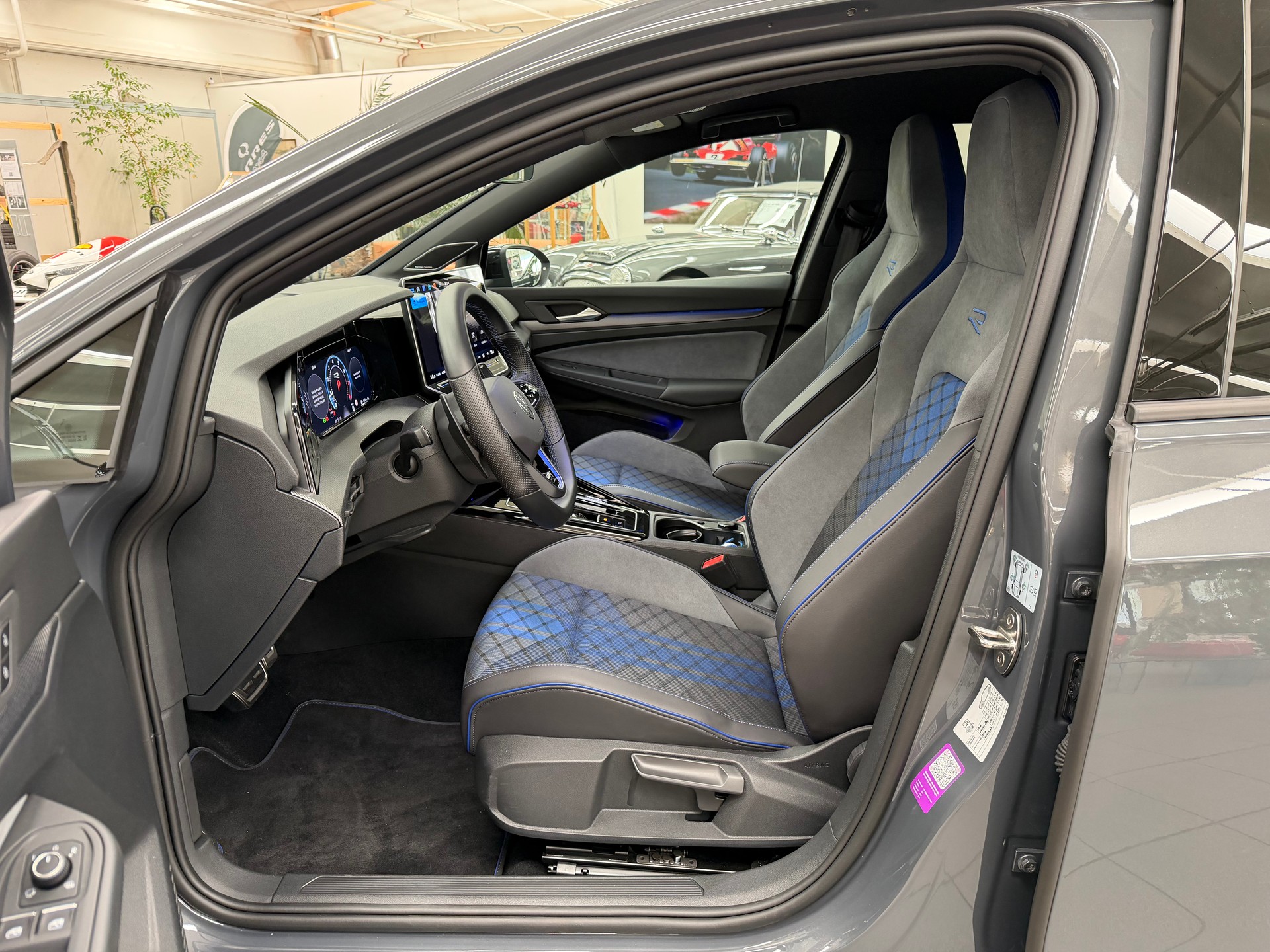 VW Golf 2.0 TSI R DSG 4 Motion - 9