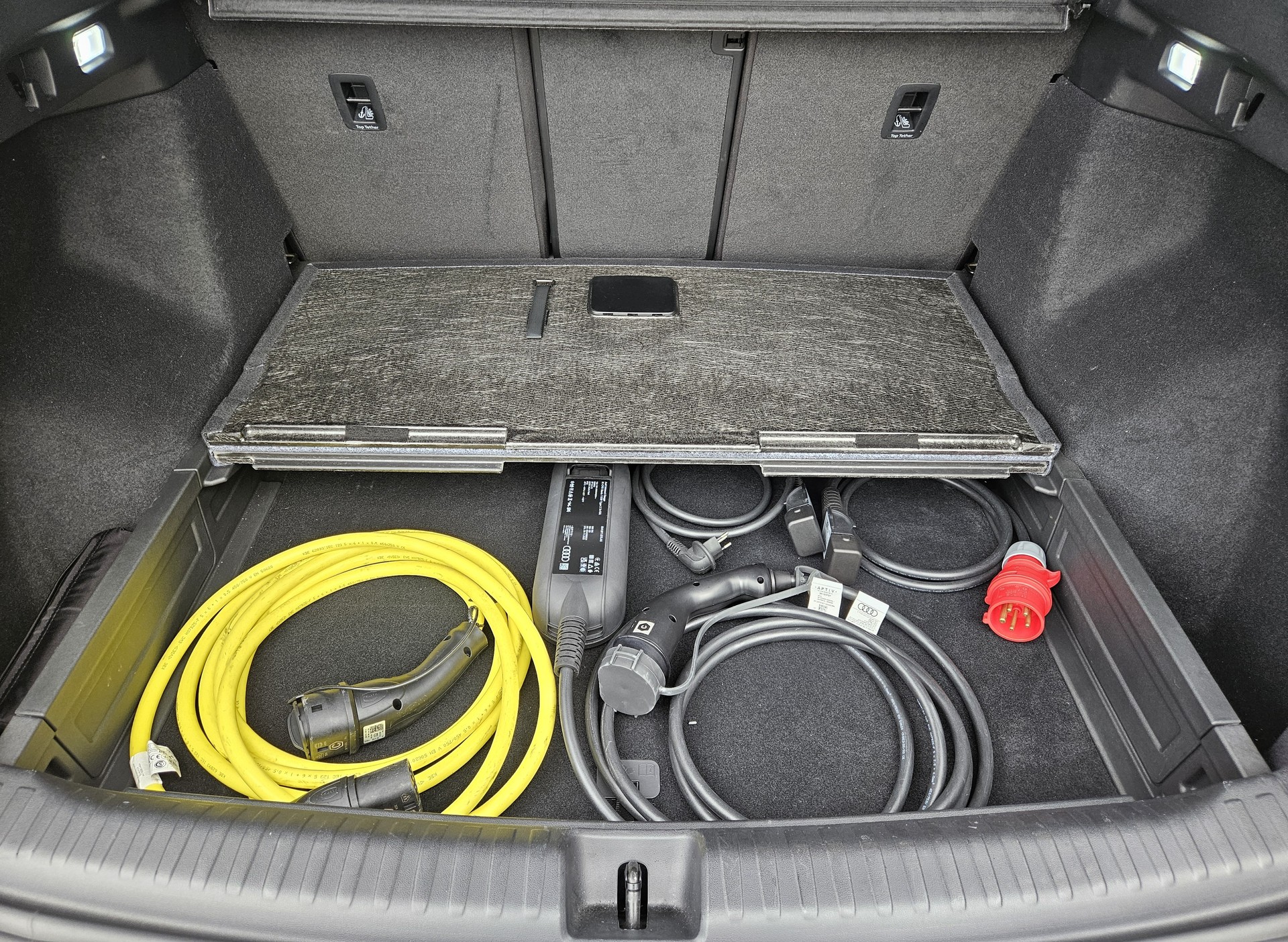 AUDI Q4 Sportback e-tron 50 quattro S-Line mit Anhängerkupplung - 31