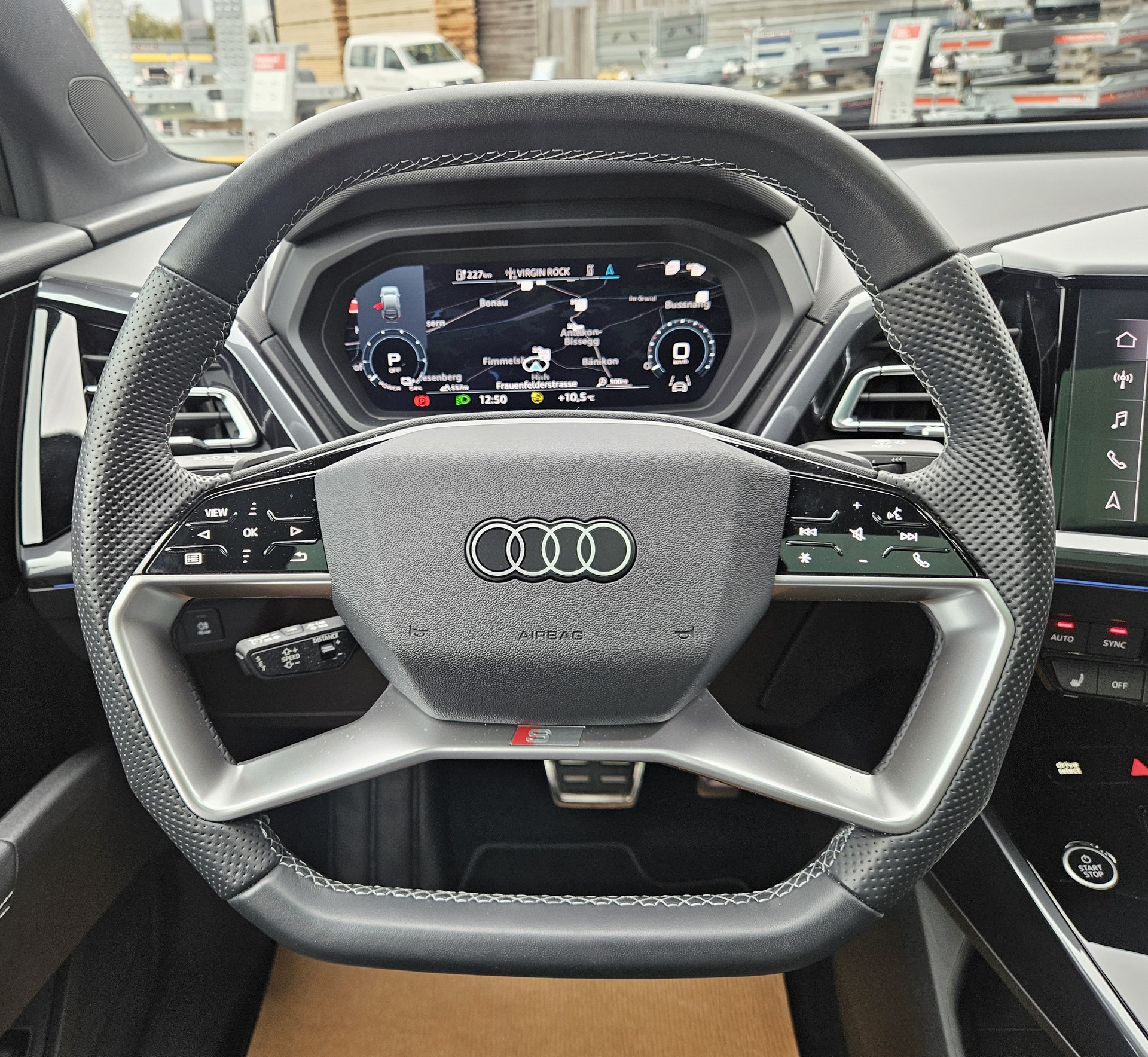 AUDI Q4 Sportback e-tron 50 quattro S-Line mit Anhängerkupplung - 17