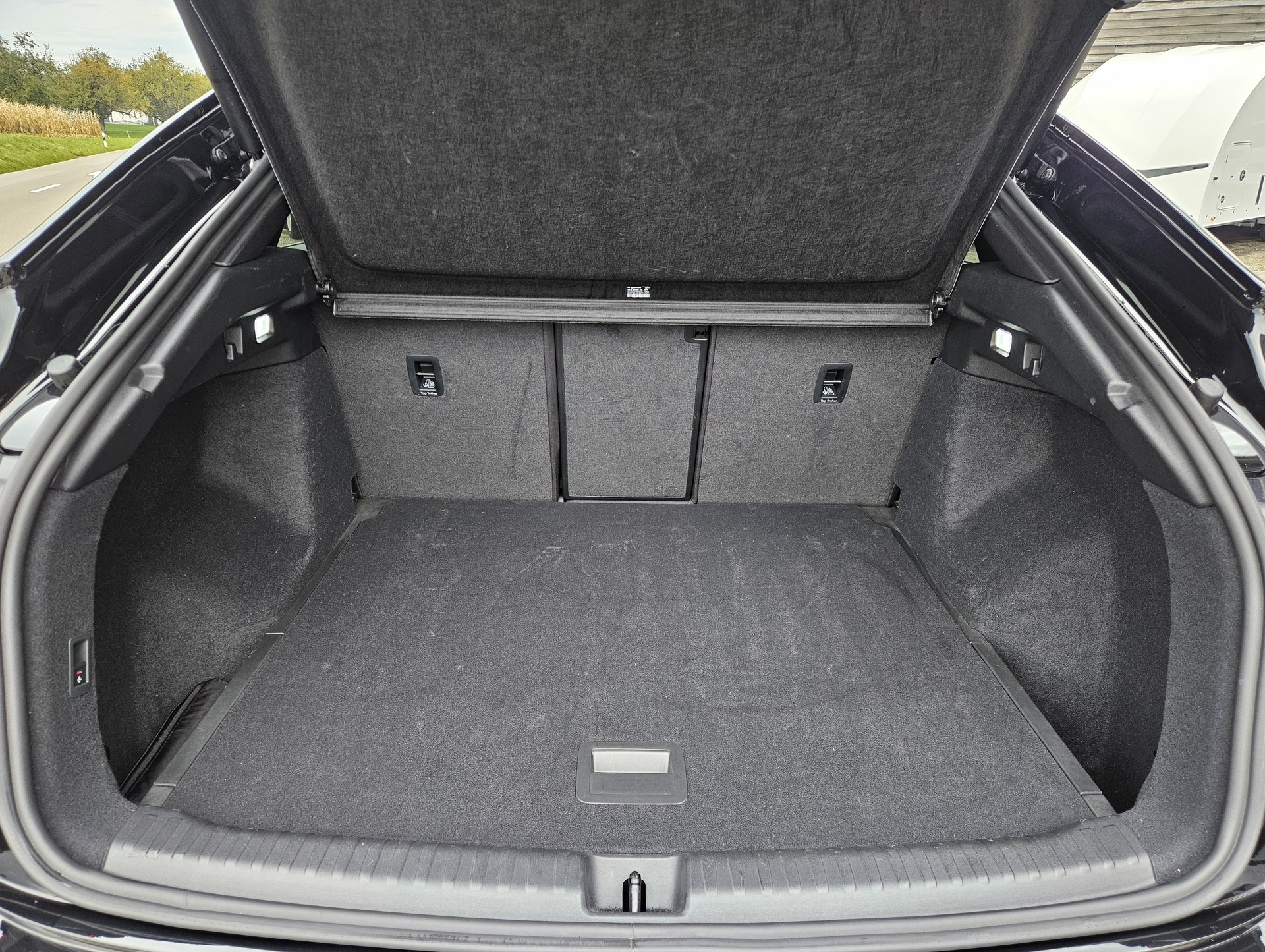 AUDI Q4 Sportback e-tron 50 quattro S-Line mit Anhängerkupplung - 30