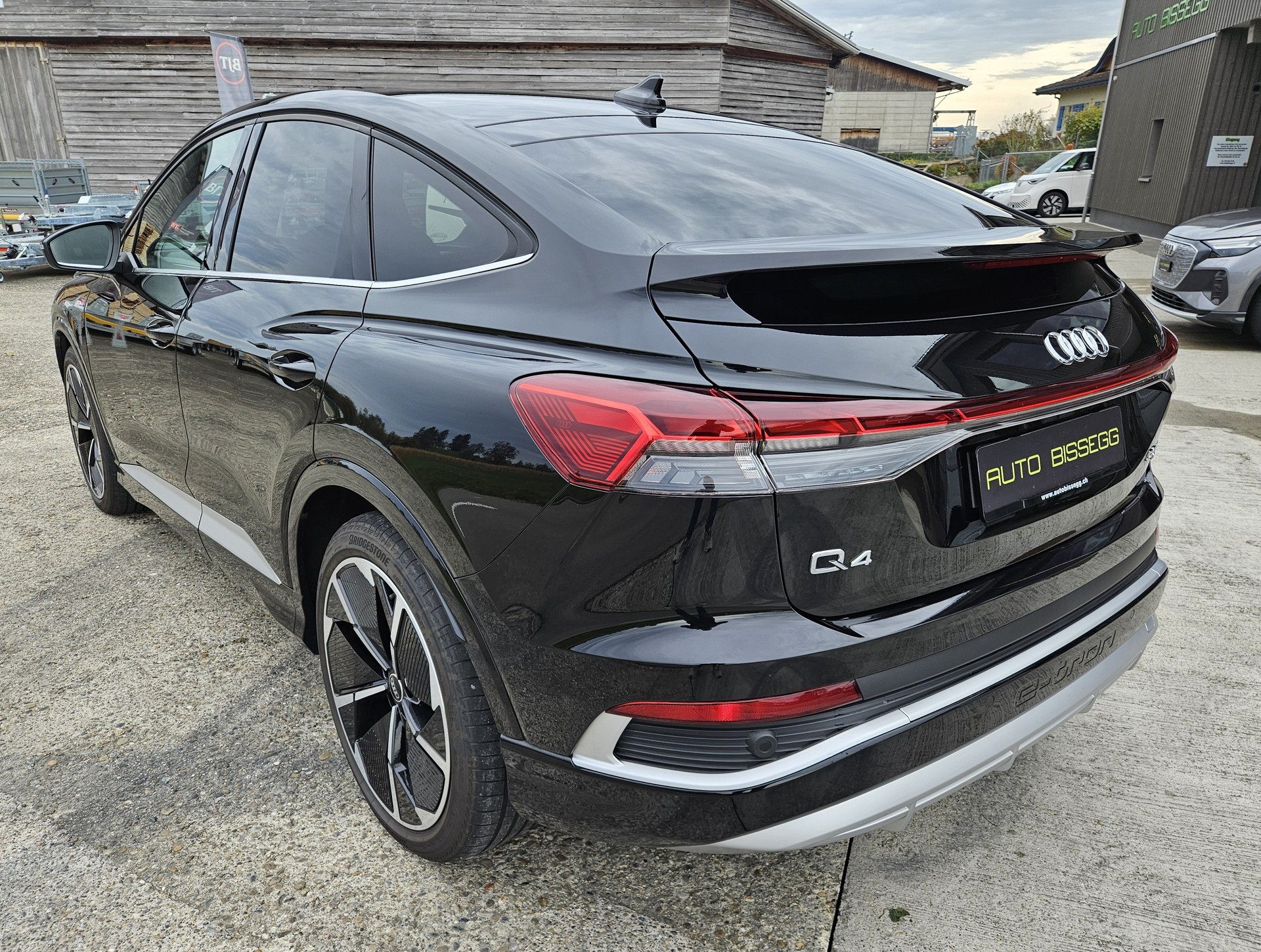 AUDI Q4 Sportback e-tron 50 quattro S-Line mit Anhängerkupplung - 6