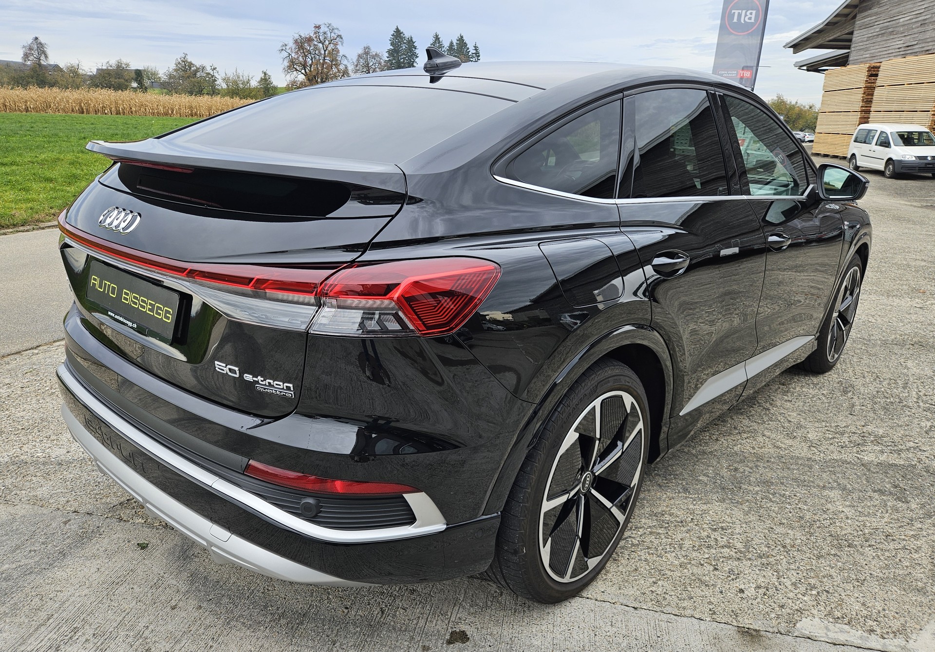 AUDI Q4 Sportback e-tron 50 quattro S-Line mit Anhängerkupplung - 10