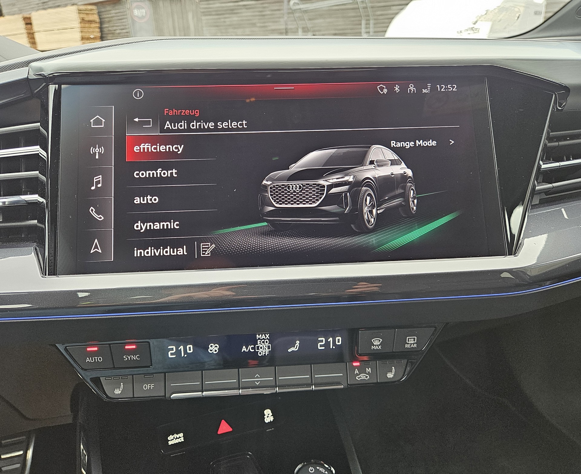 AUDI Q4 Sportback e-tron 50 quattro S-Line mit Anhängerkupplung - 24