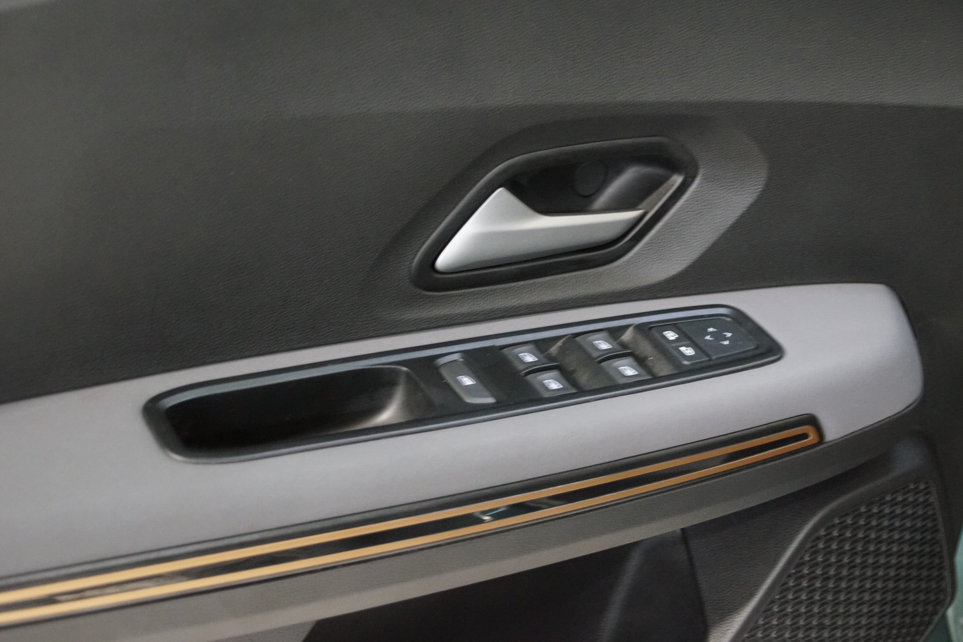 DACIA Sandero Stepway TCe 90 Extreme+ CVT - 13