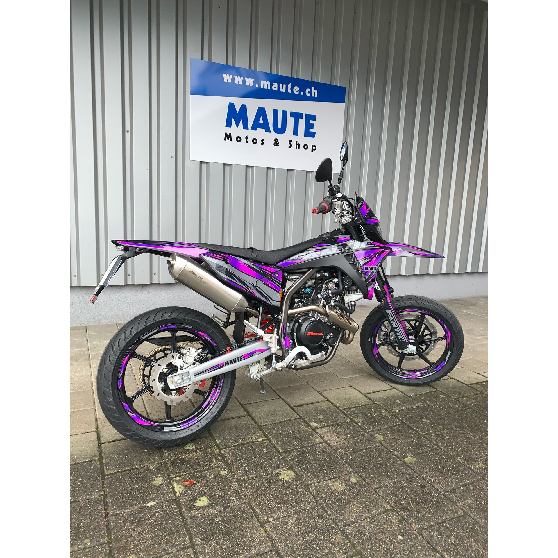 FANTIC XMF 125 Motard Performance - 4