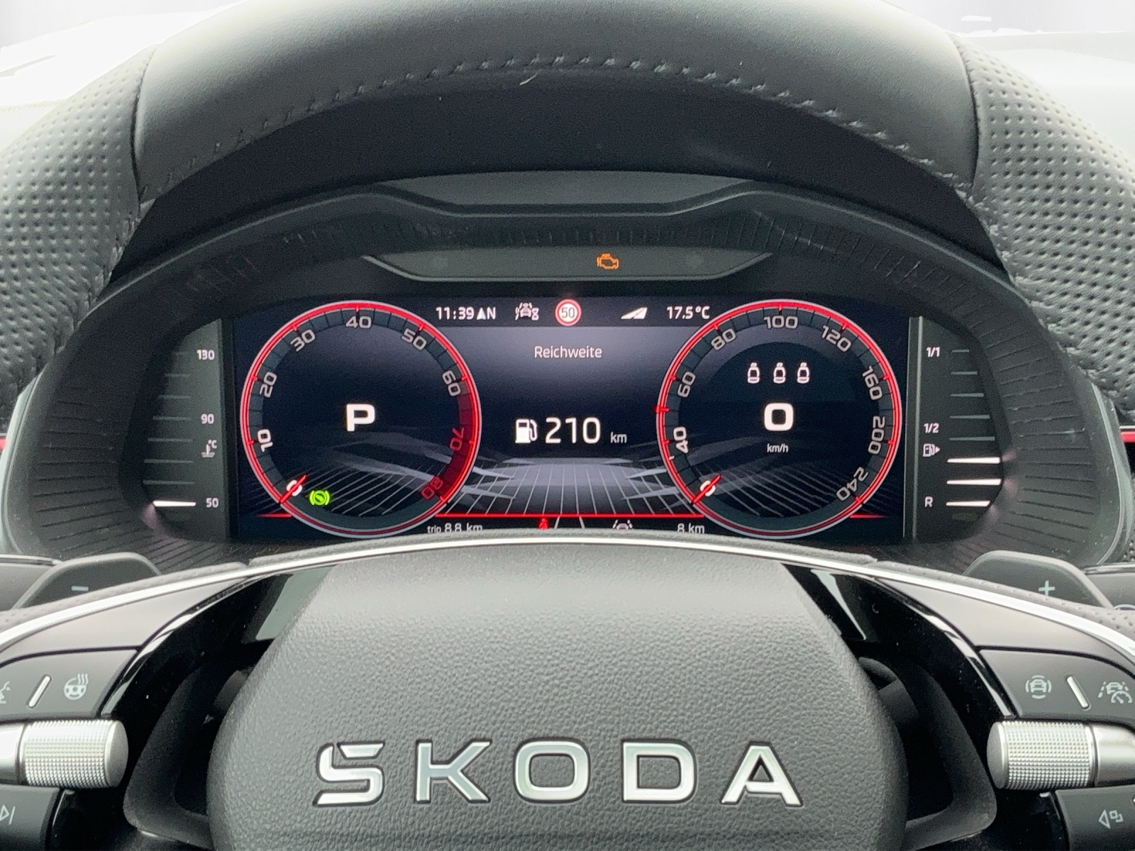 SKODA Scala 1.5 TSI Monte Carlo DSG - 8