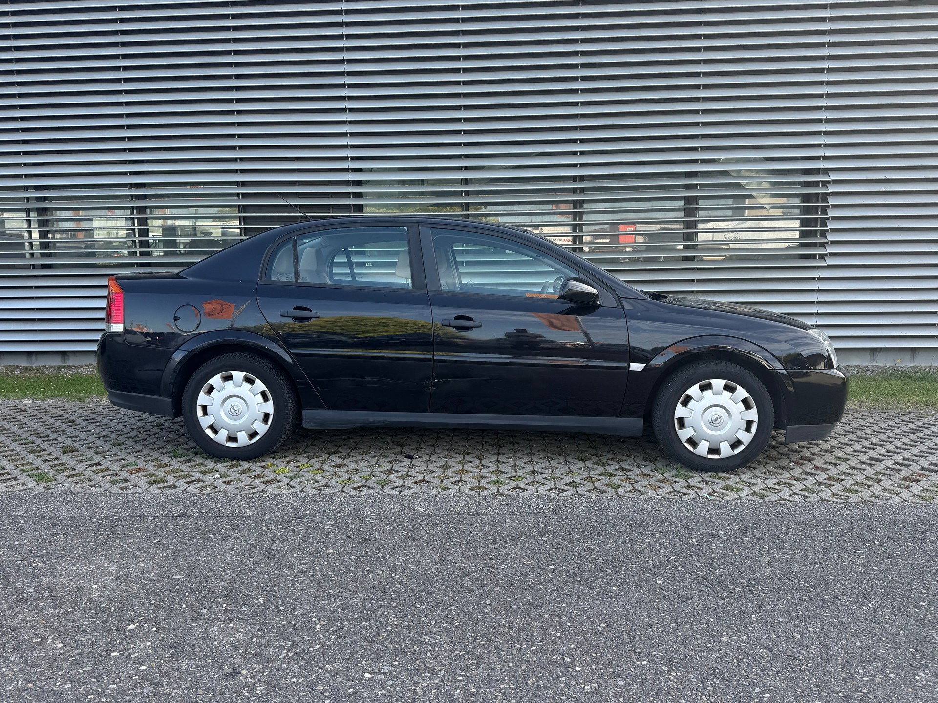 OPEL Vectra GTS 2.2 Elegance - 3