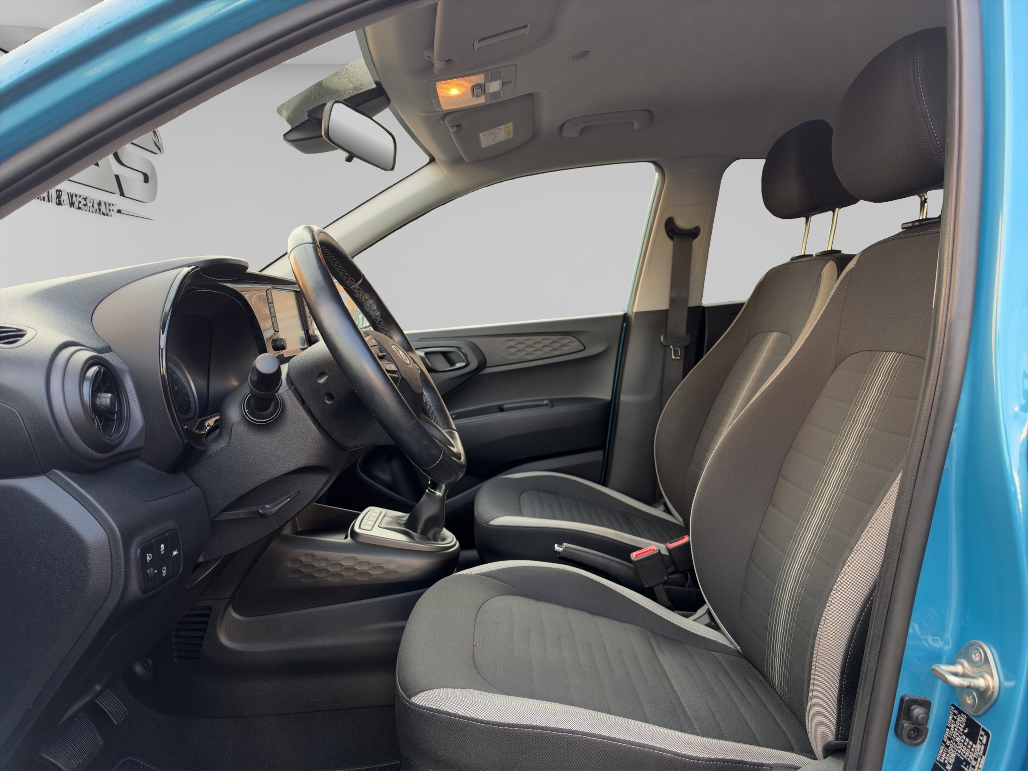 HYUNDAI i10 9