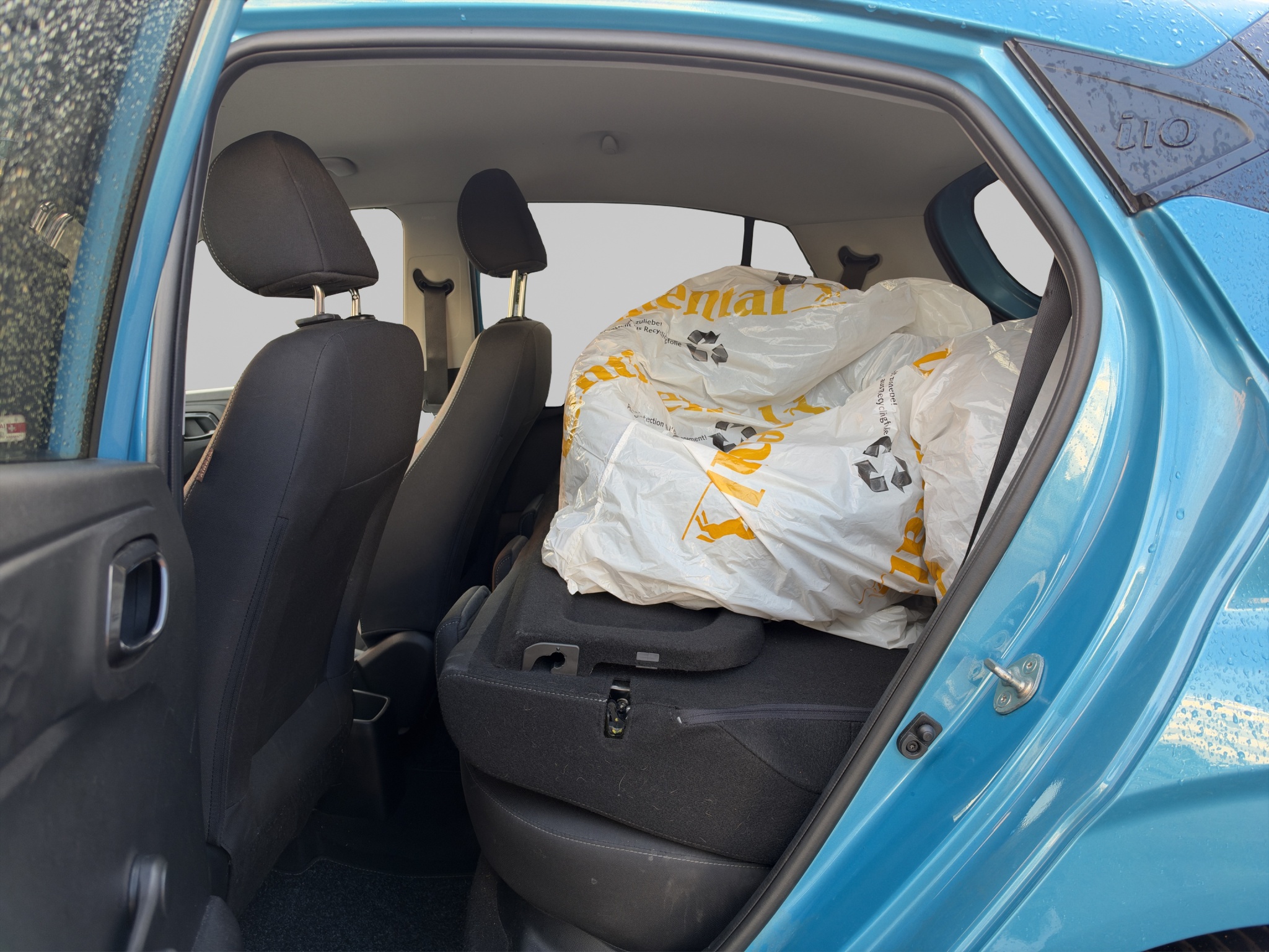 HYUNDAI i10 12