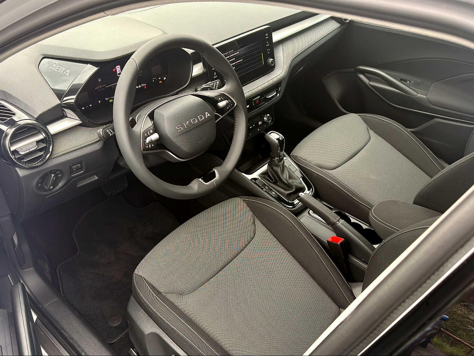 SKODA Fabia 1.0 TSI Selection DSG - 6