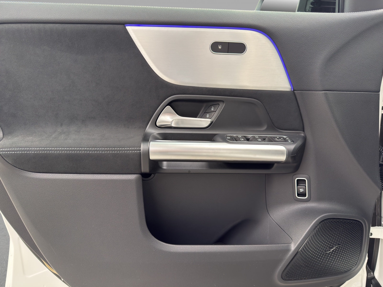 MERCEDES-BENZ GLA 220d 4Matic 8G-DCTSwiss Star - 13