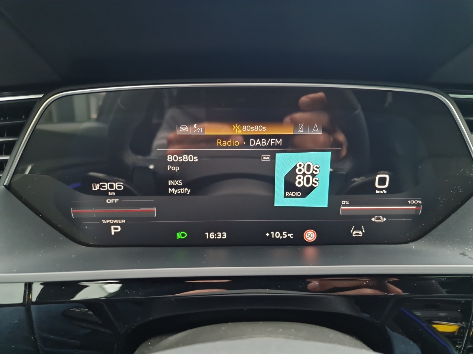 AUDI e-tron S quattro - 8