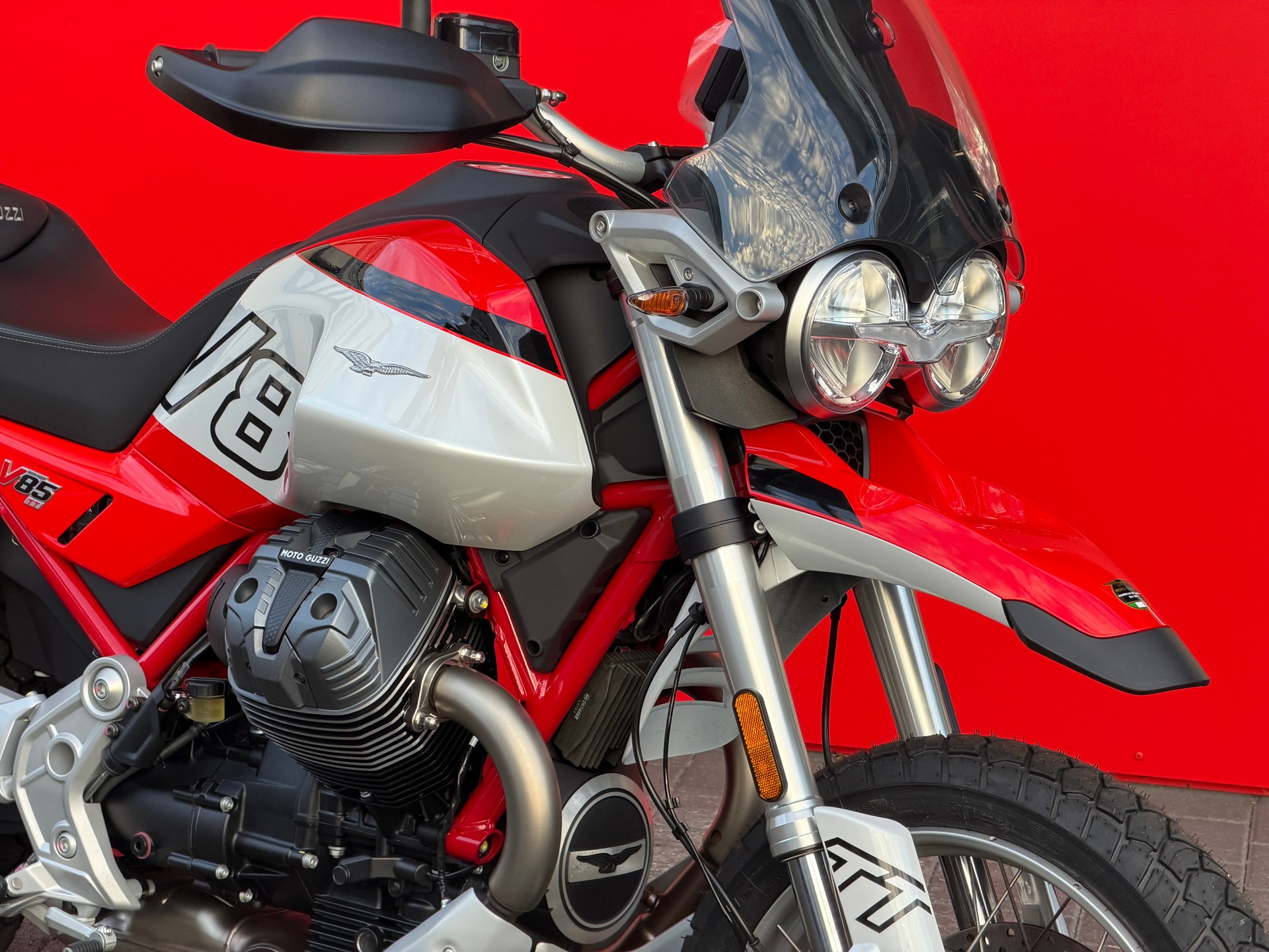 MOTO GUZZI V85 TT E5+ - 12