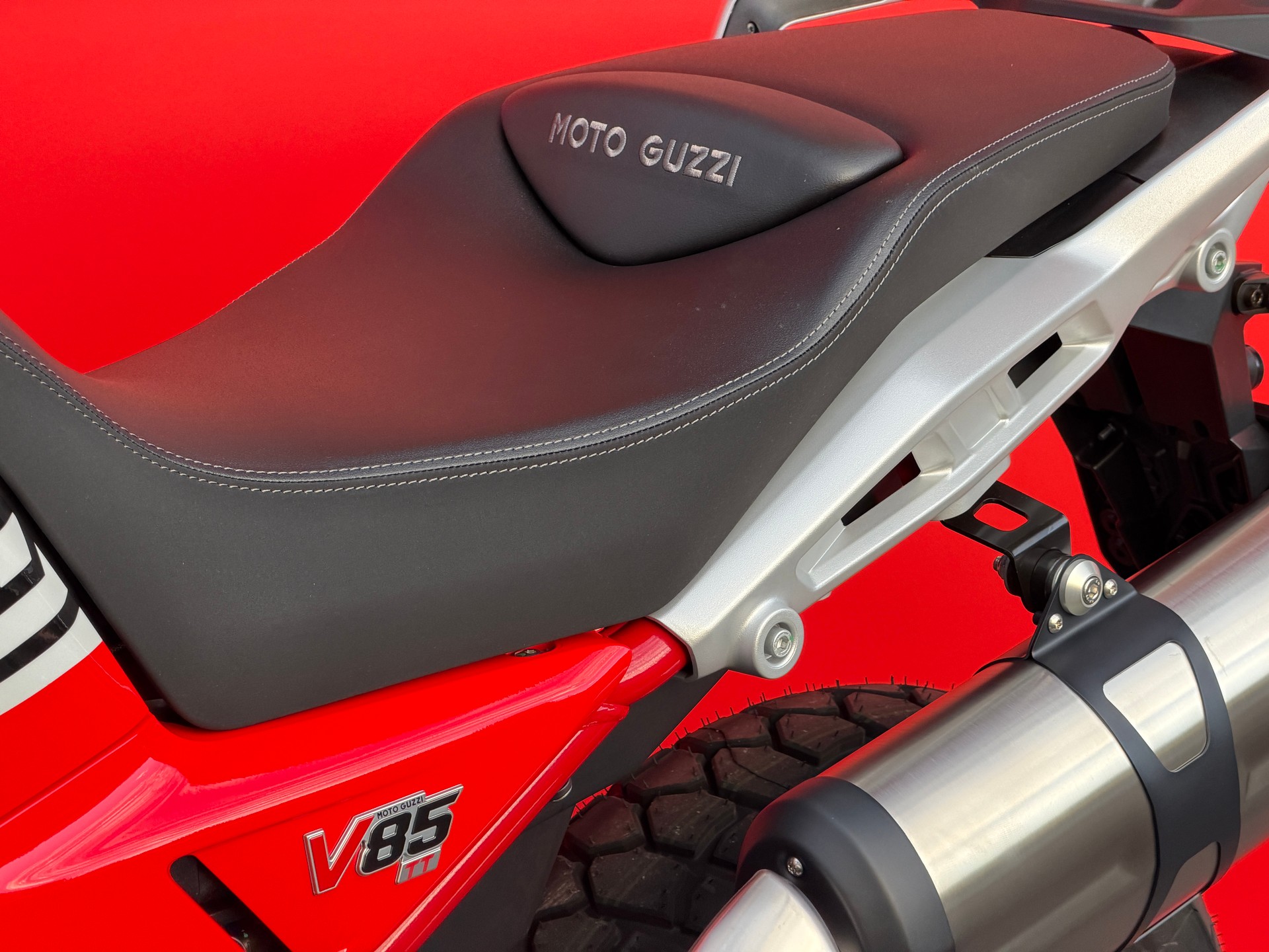 MOTO GUZZI V85 TT E5+ - 7