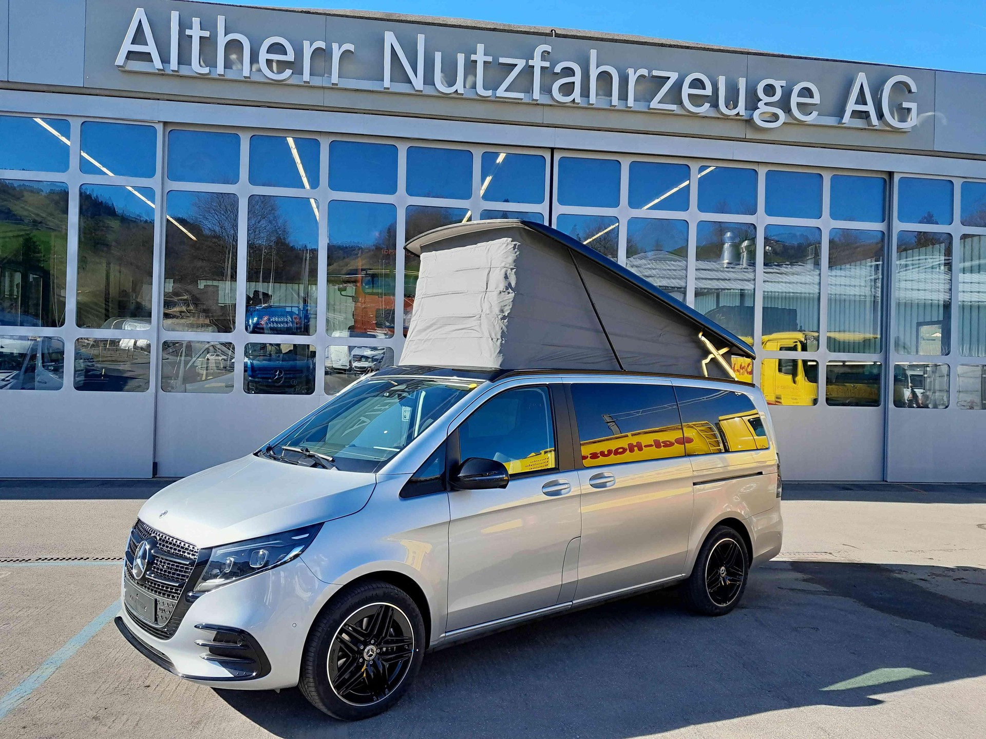 MERCEDES-BENZ Horizon 300d lang 4x4 - 2