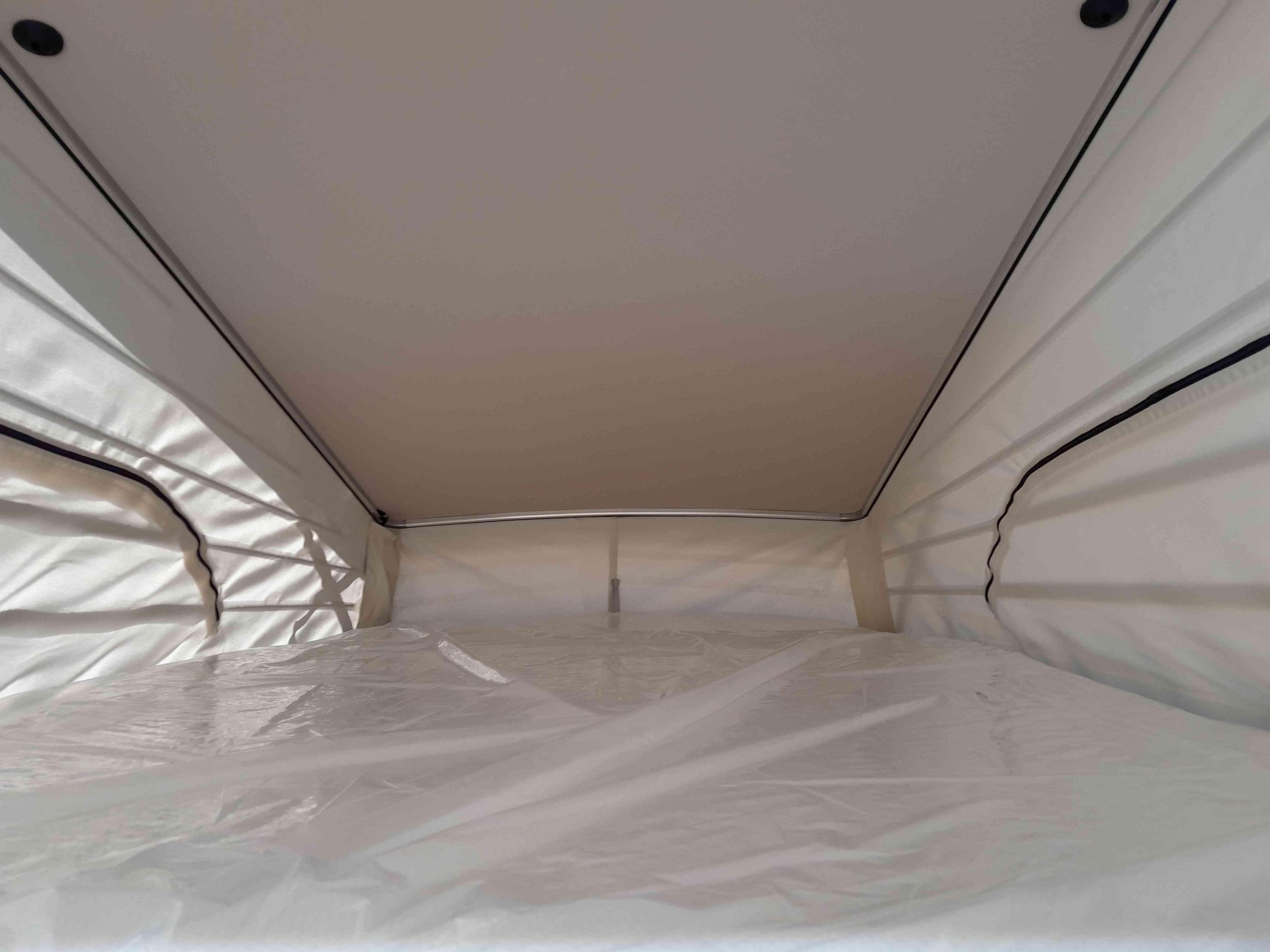 MERCEDES-BENZ Horizon 300d lang 4x4 - 16