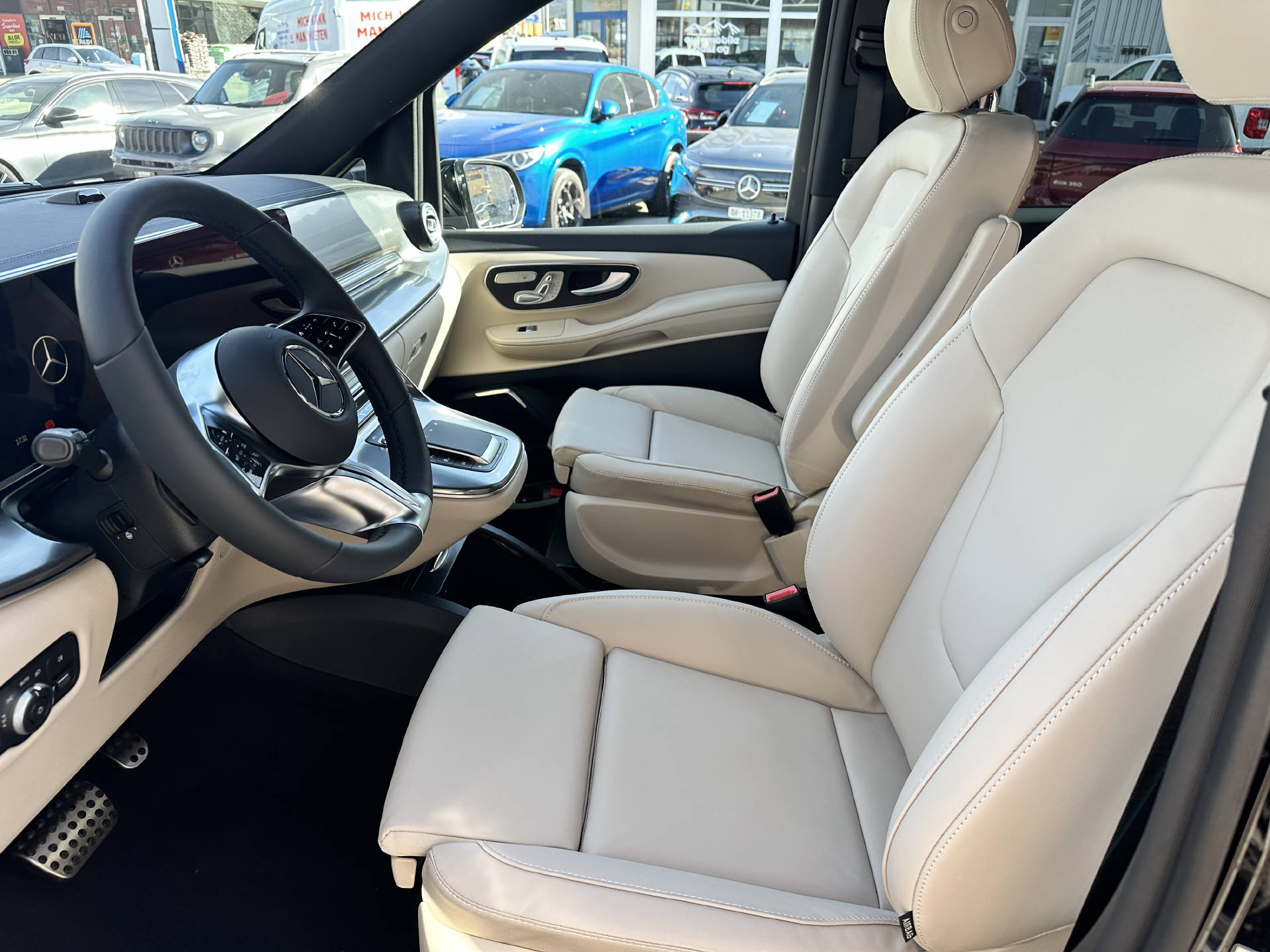 MERCEDES-BENZ V 300 d Exclusive EL 4Matic - 11