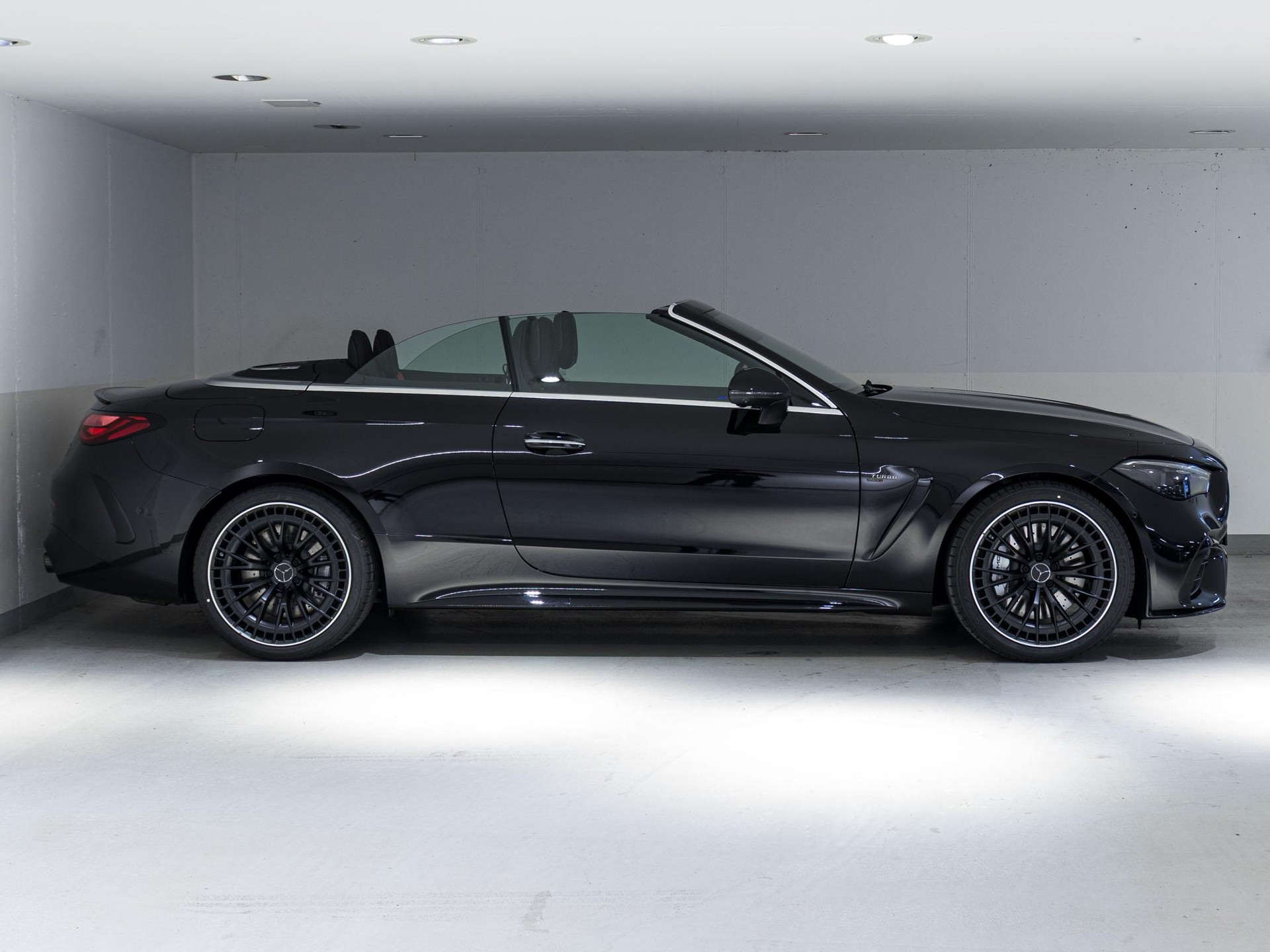 MERCEDES-BENZ CLE 53 AMG 4MATIC+ Cabriolet - 2