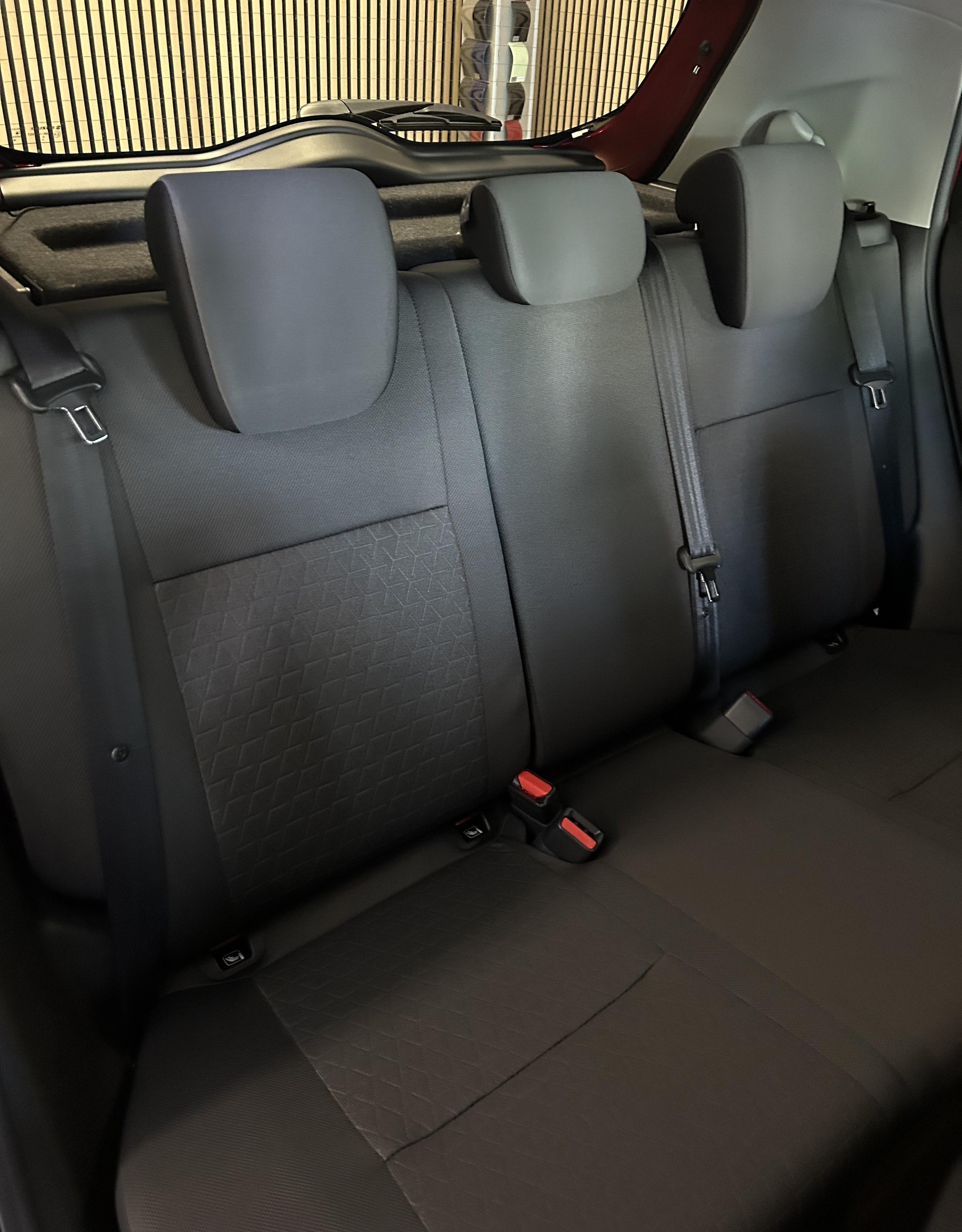 SUZUKI Swift 1.2 Compact Top Hybrid - 17