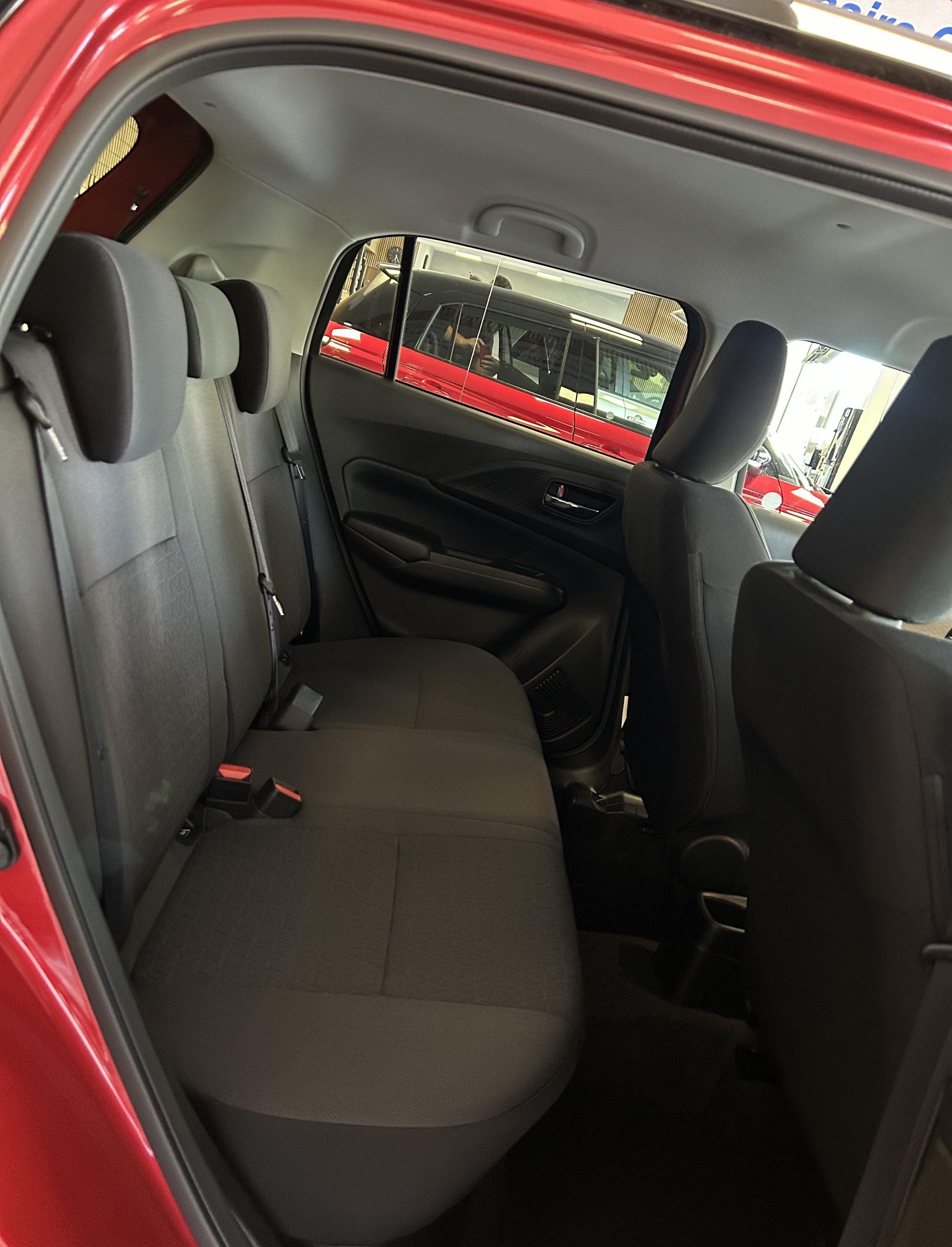 SUZUKI Swift 1.2 Compact Top Hybrid - 16
