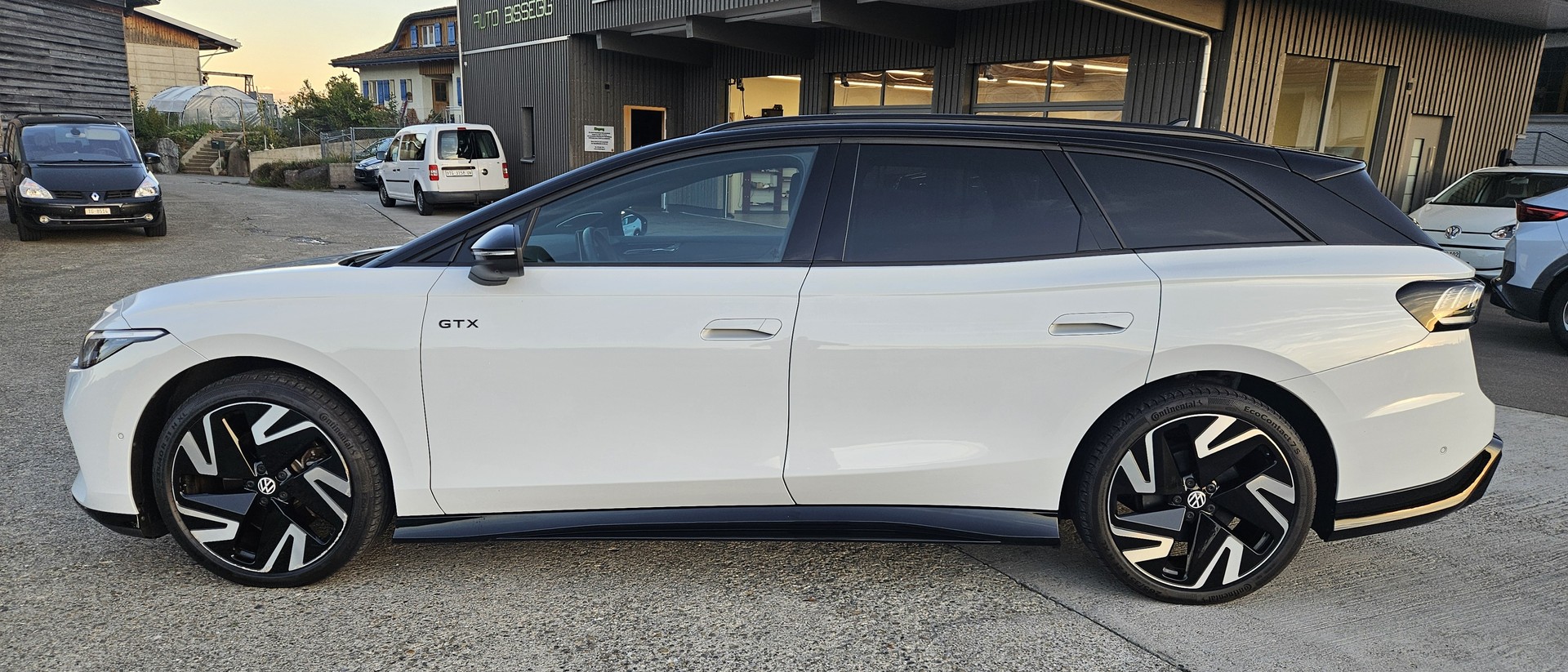 VW ID.7 Tourer GTX 86 kWh United 4 Motion mit Anhängerkupplung - 5