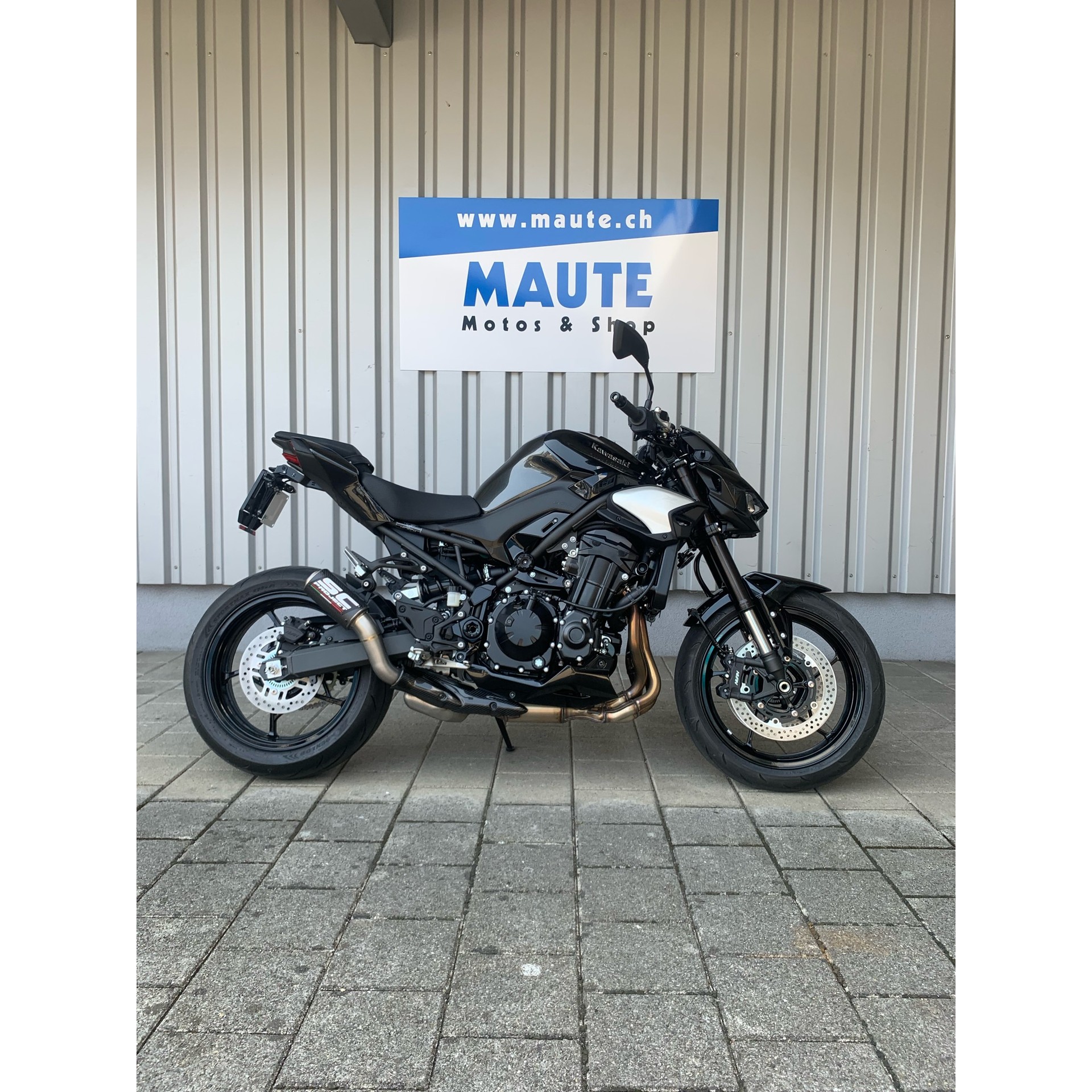 KAWASAKI Z 900