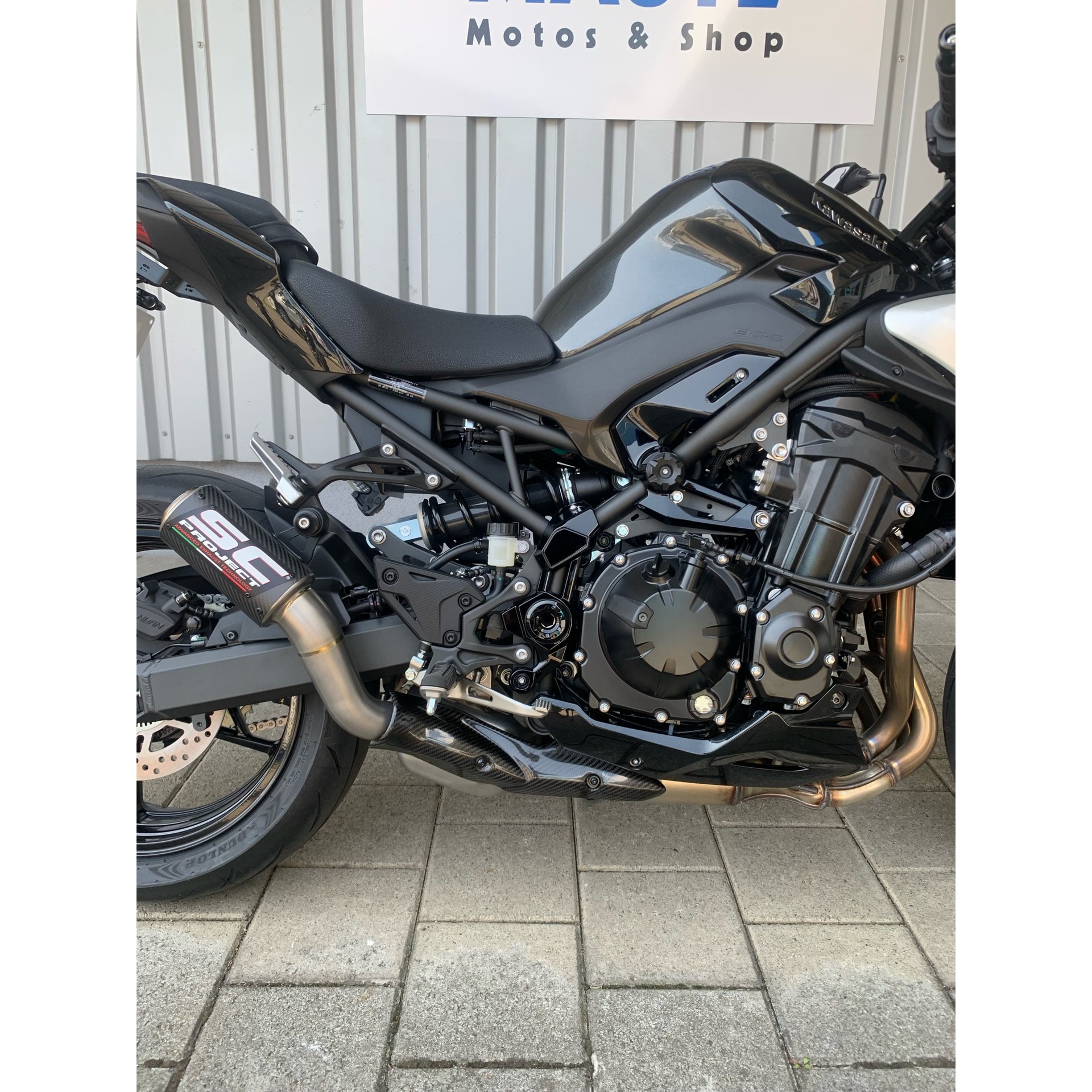 KAWASAKI Z 900 - 4