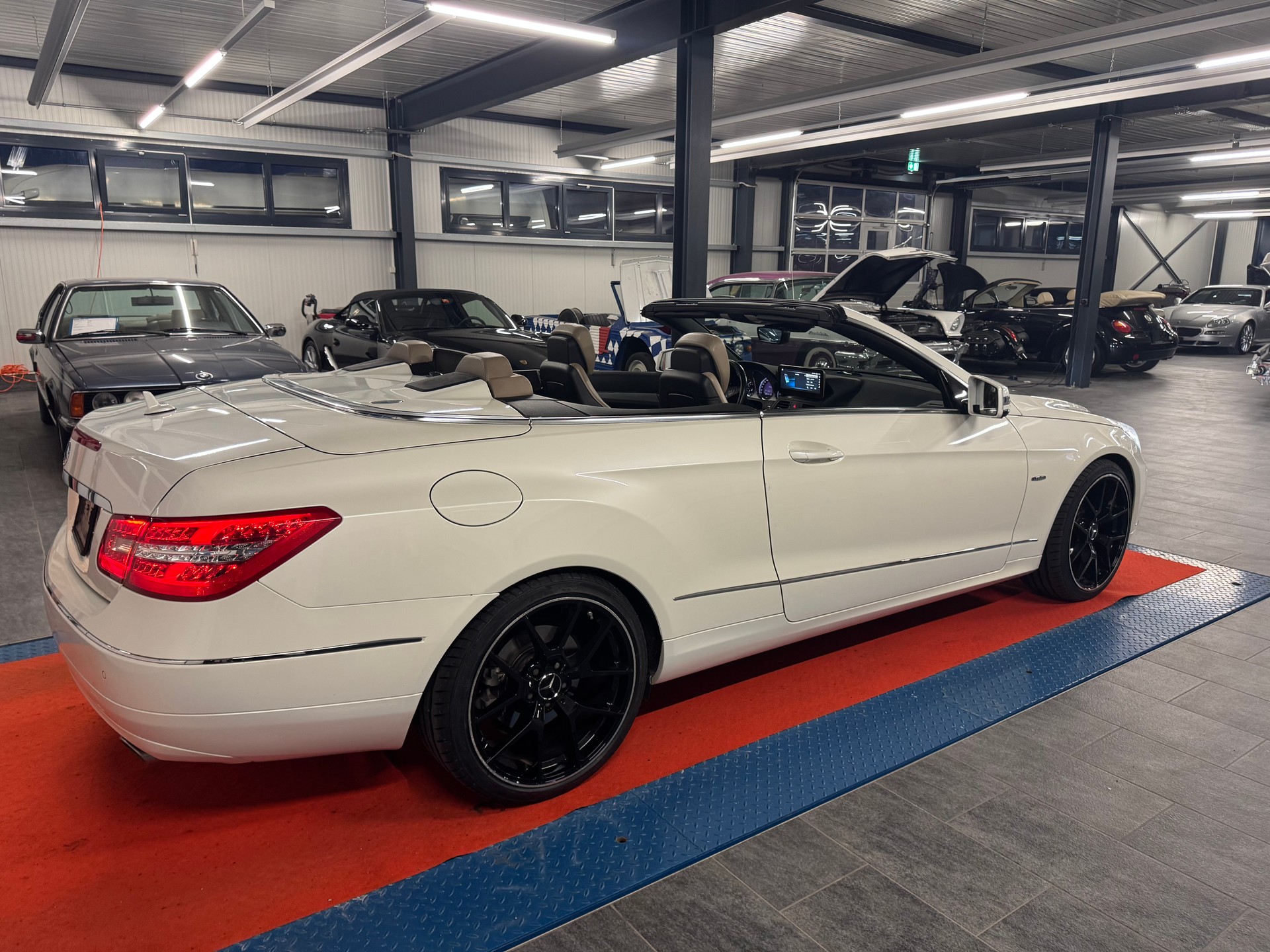 MERCEDES-BENZ CDI - 10