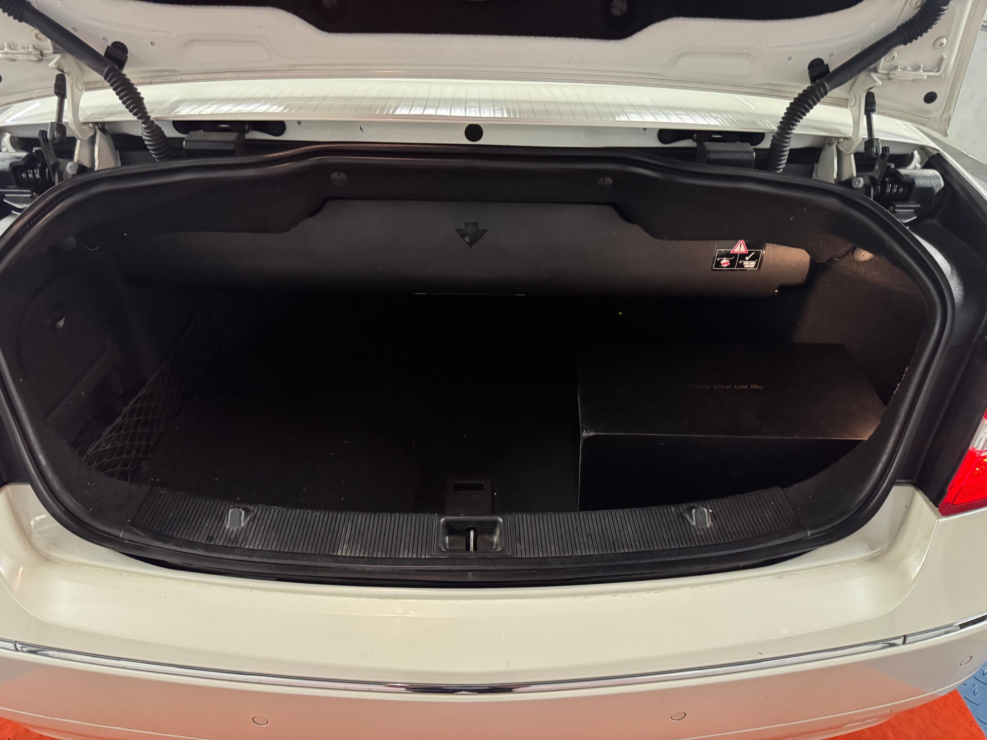 MERCEDES-BENZ CDI - 12