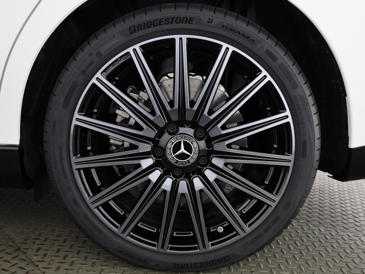 MERCEDES-BENZ CLA Shooting Brake 350 4Matic 85 kWh EQ - 21