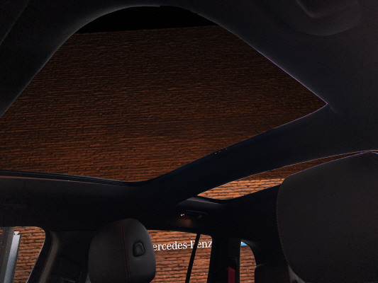 MERCEDES-BENZ GLB 35 AMG 4 MATIC - 9