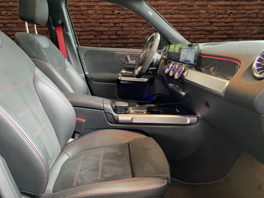 MERCEDES-BENZ GLB 35 AMG 4 MATIC - 12