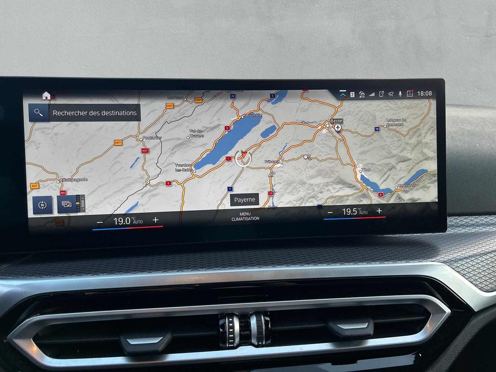 BMW 330d xDrive Touring - 15