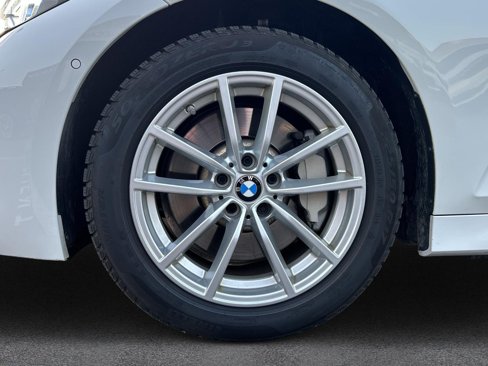 BMW 330d xDrive Touring - 9