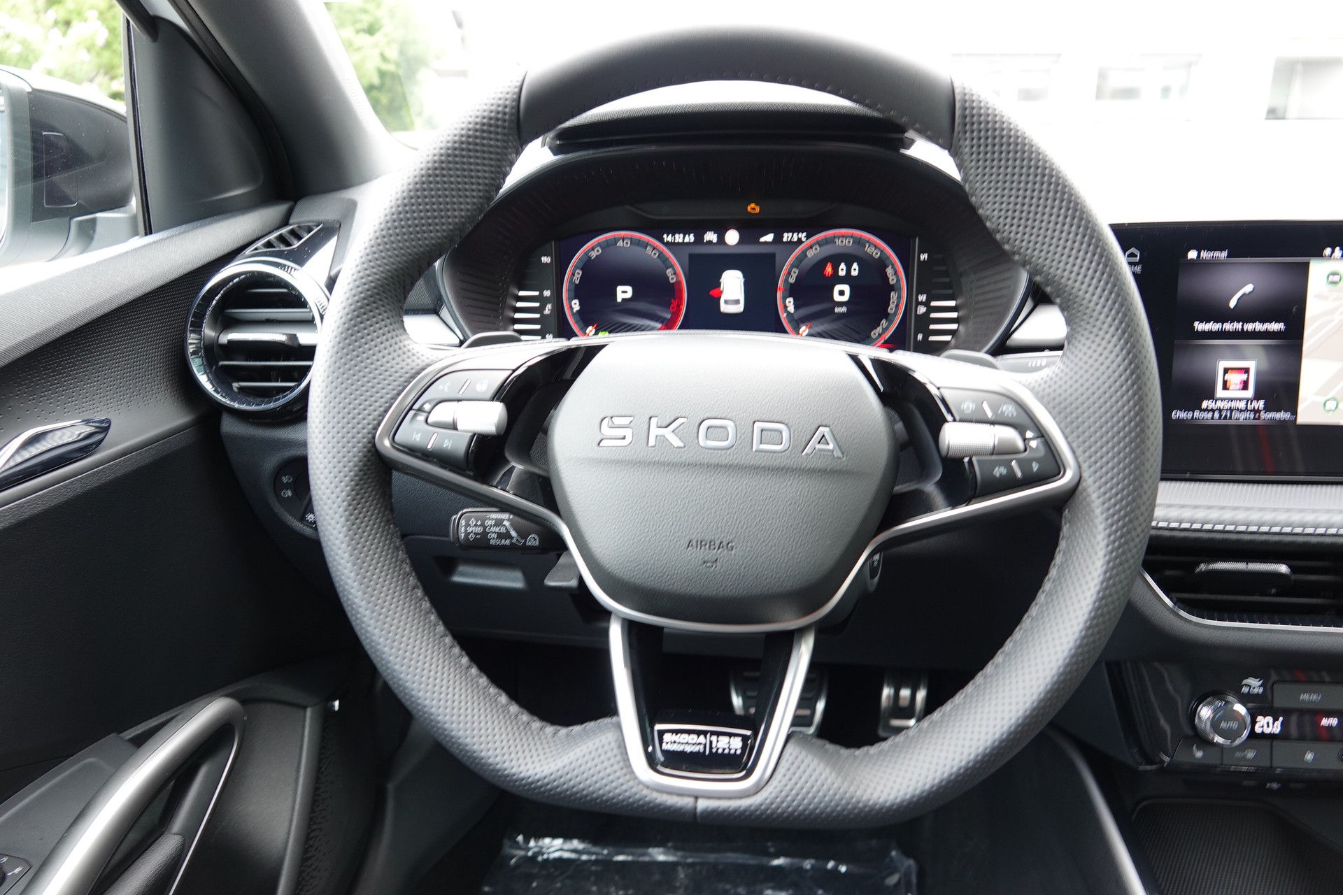 SKODA Fabia 1.5 TSI Motorsport Edition DSG - 13