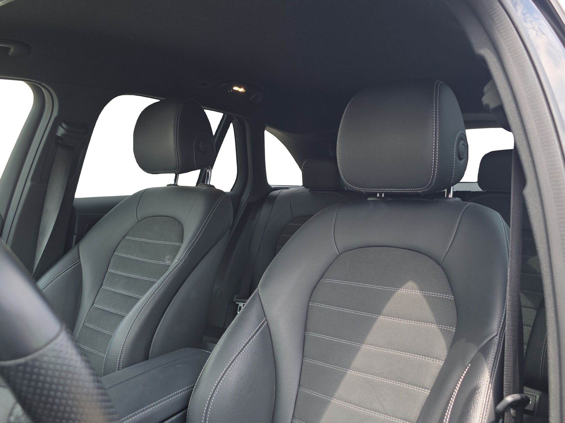 MERCEDES-BENZ GLC 300 AMG Line 4Matic 9G-Tronic - 8