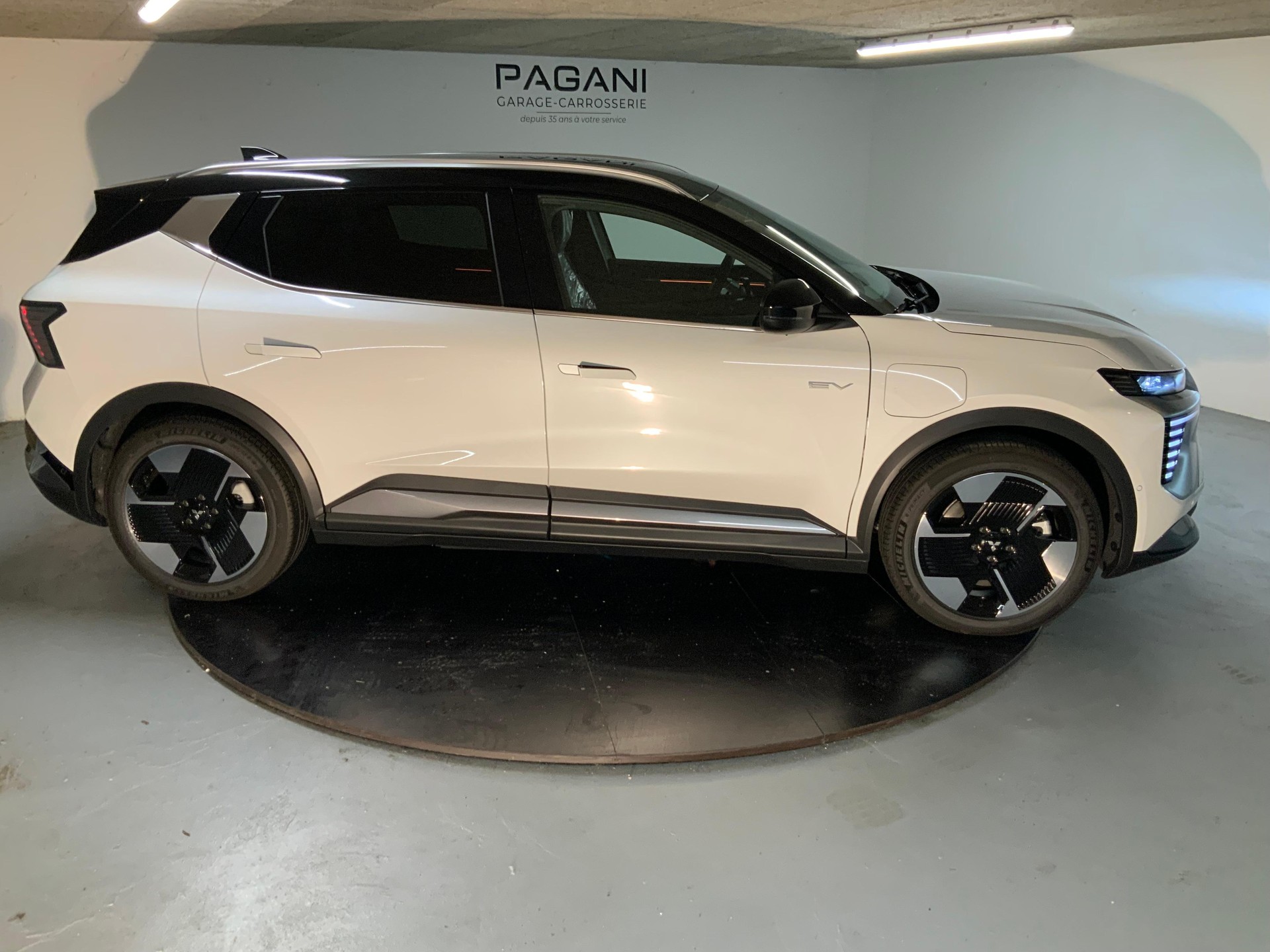 MITSUBISHI Eclipse Cross Intense - 3
