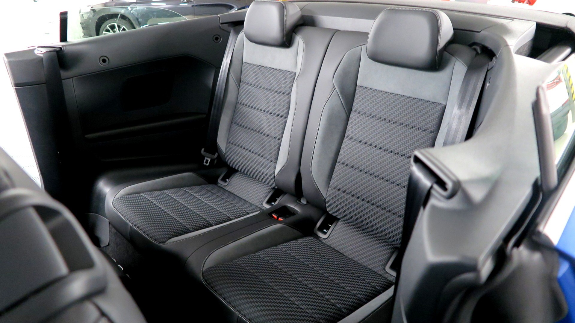 VW T-Roc Cabriolet 1.5 TSI EVO R-Line DSG - 11