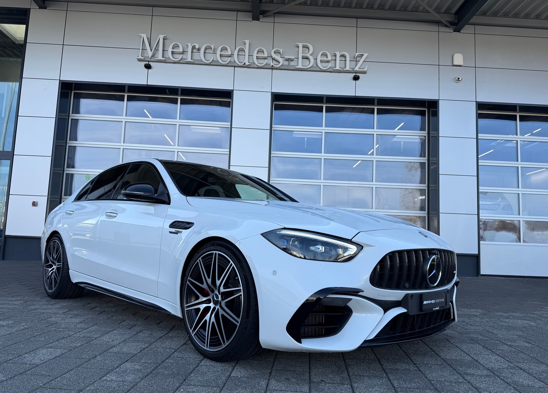 MERCEDES-BENZ C 63 S AMG E Performance 4 Matic