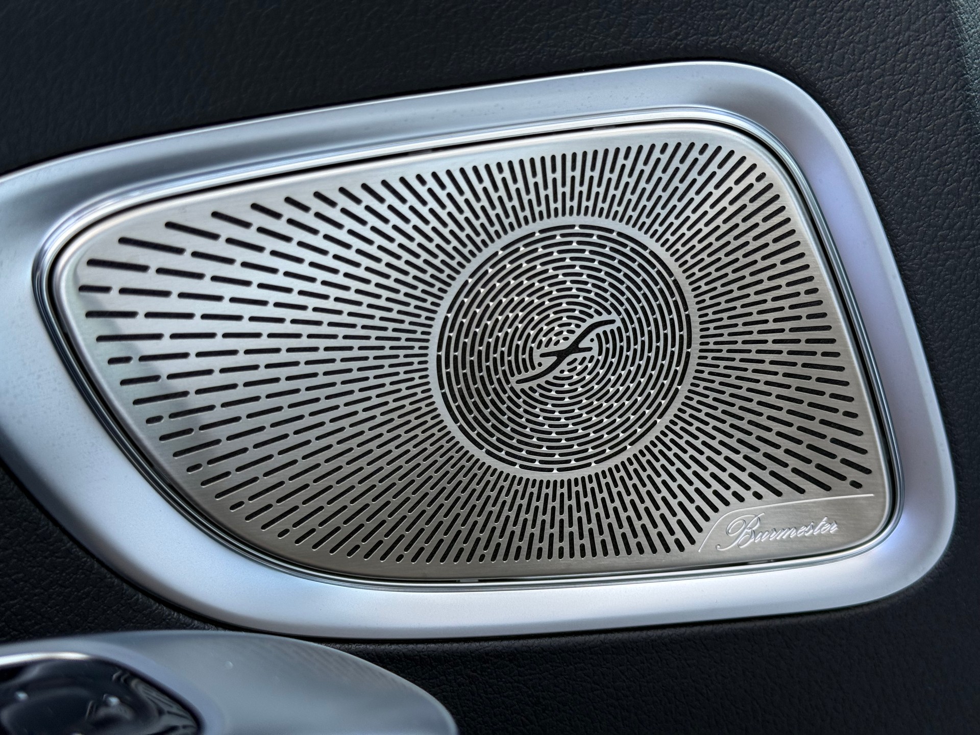 MERCEDES-BENZ C 63 S AMG E Performance 4 Matic - 9